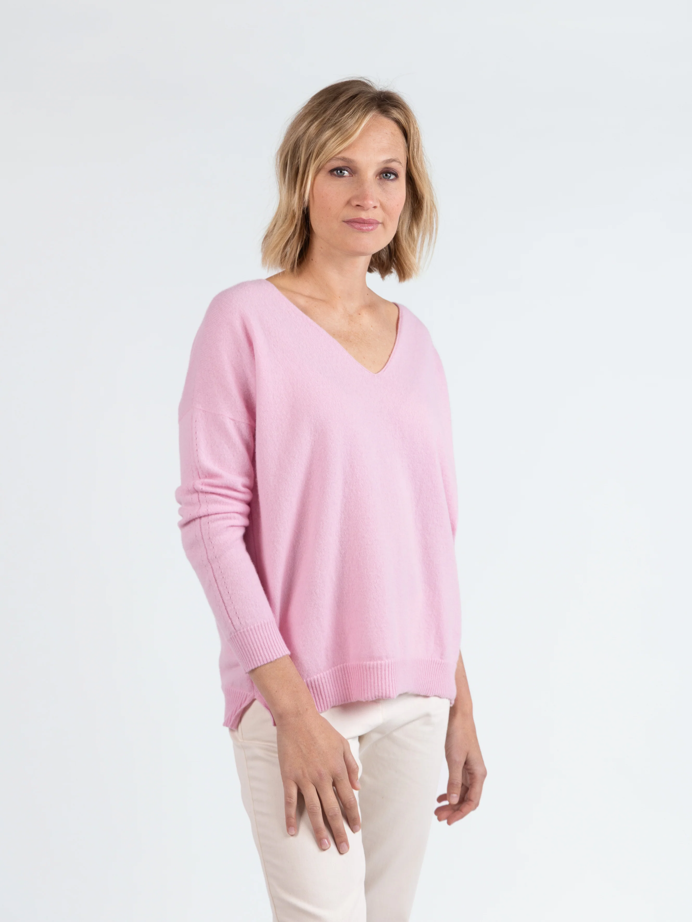 Pull femme col V laine et cachemire rose