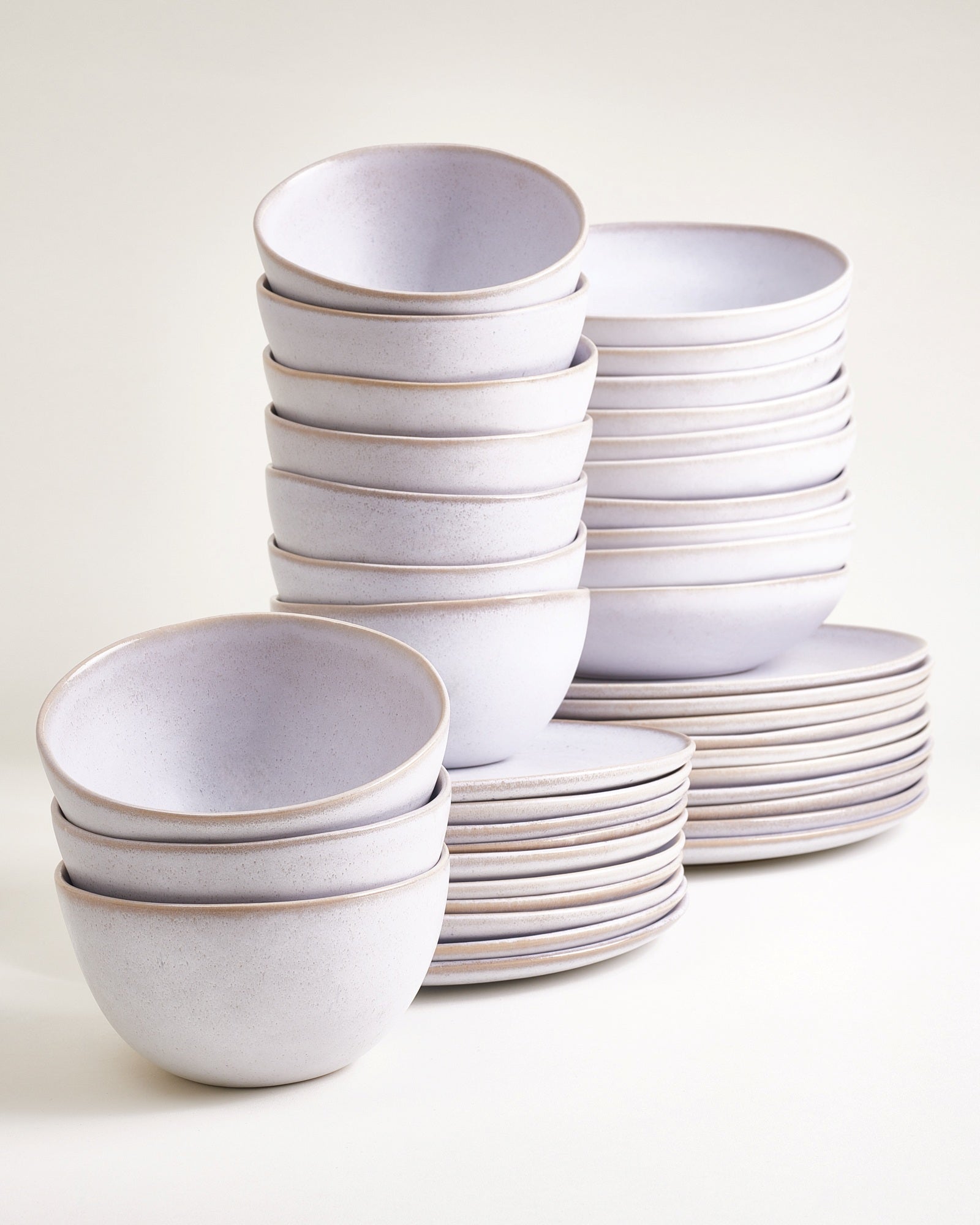 MOURA - TABLEWARE SET WHITE 40 PIECES