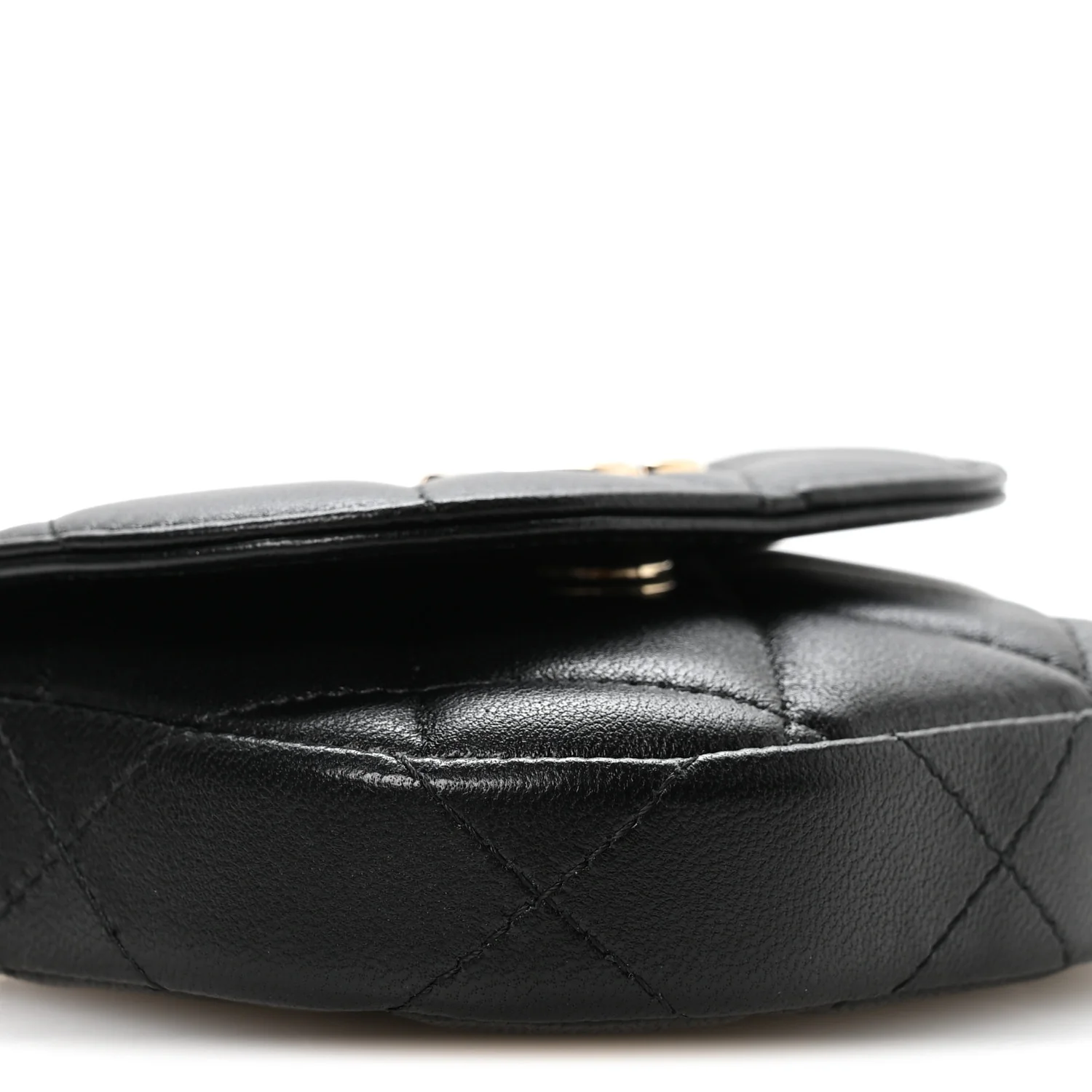Lambskin Quilted Pearl Top Handle Clutch With Chain Black