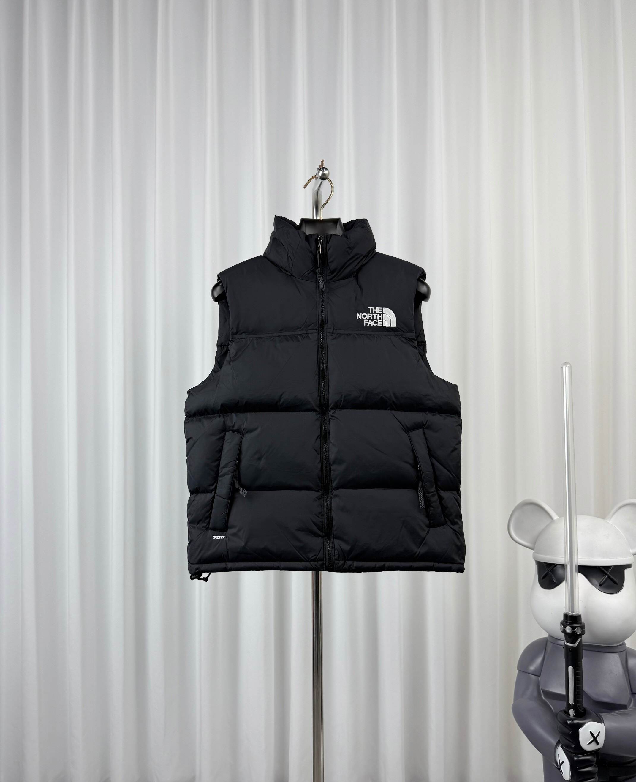 𝐓𝐡𝐞 𝐍𝐨𝐫𝐭𝐡 𝐅𝐚𝐜𝐞 1996 ノースフェイス キッズダウンベスト／子供用ダウンベストmoncler