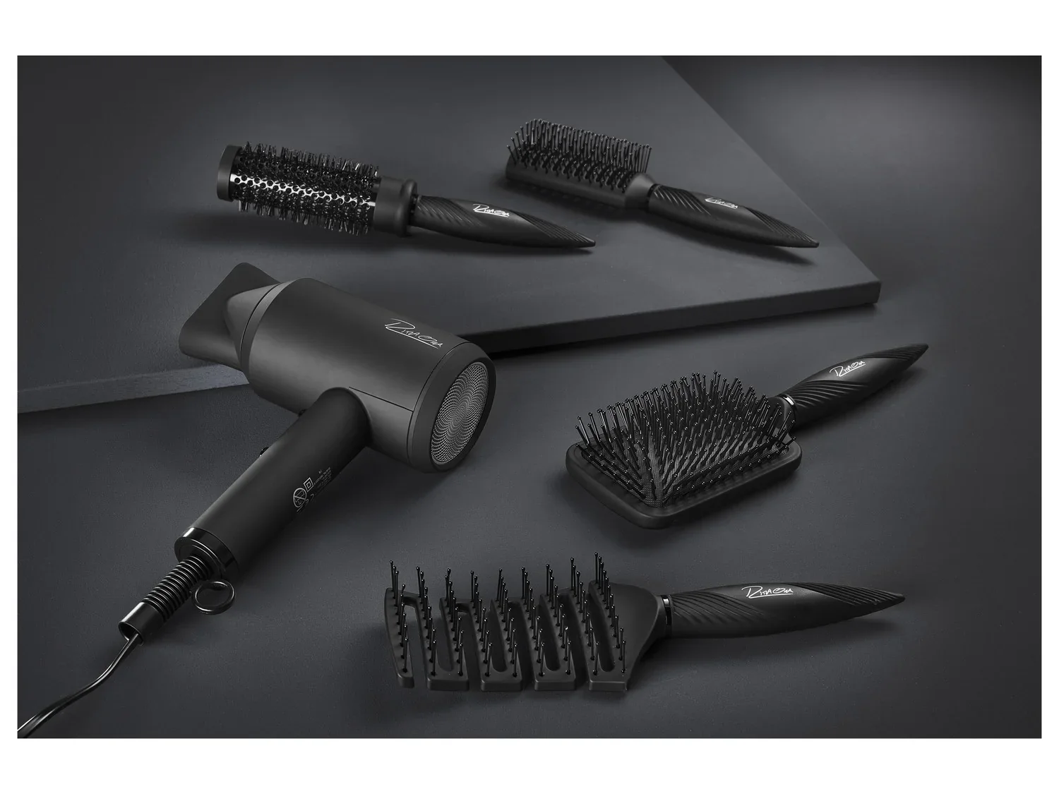 Sche-cheveux compact RHC 35, 2000 W