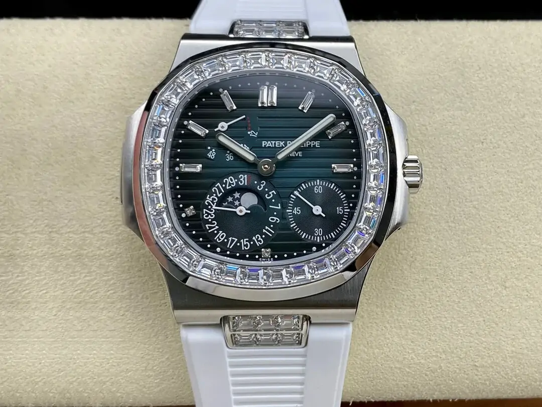 Patek Philippe Nautilus 5712GR GR Factory White Rubber Strap