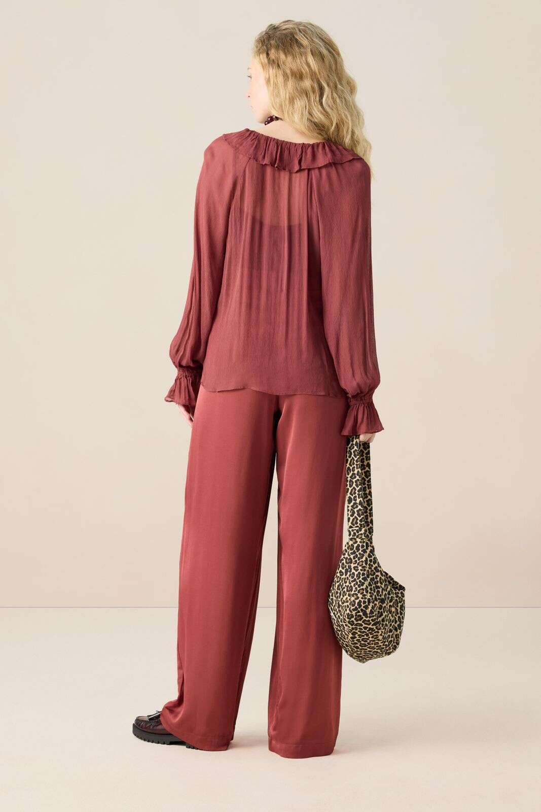 Rode high waist wide leg broek