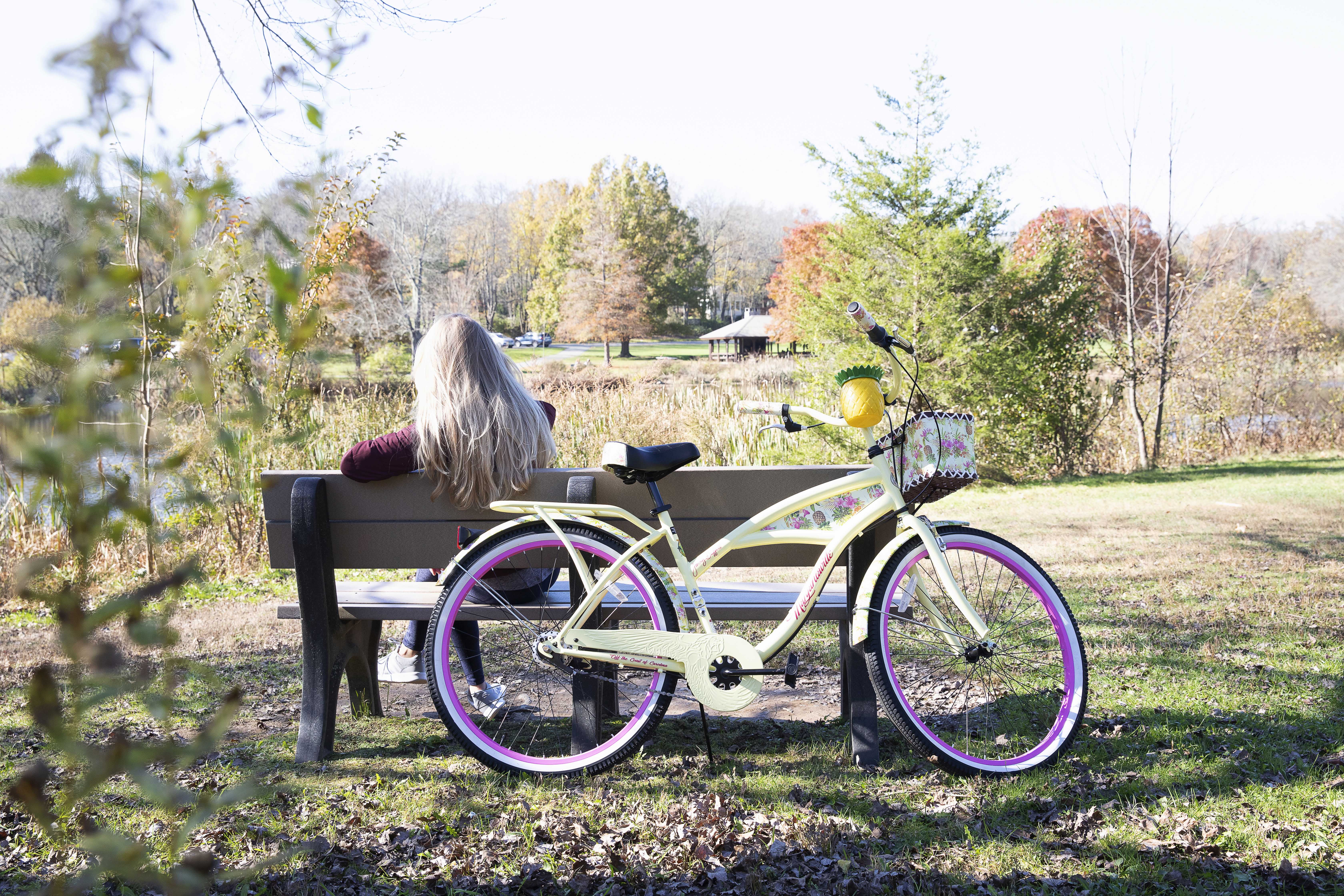 26" Women's 3-Speed Cruiser Bike, Yellow - Image 8
