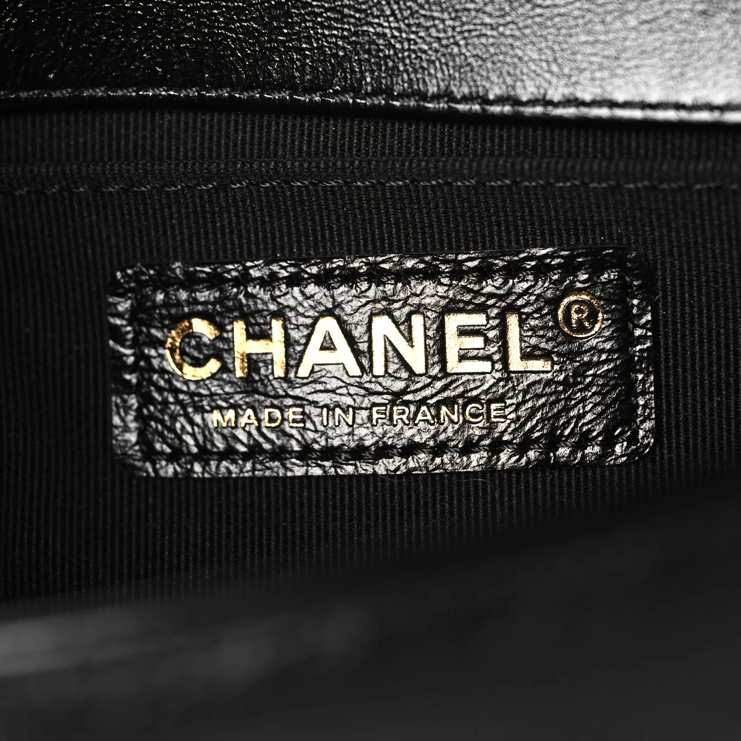 Metallic Glazed Calfskin Small Boy Flap Black Gold