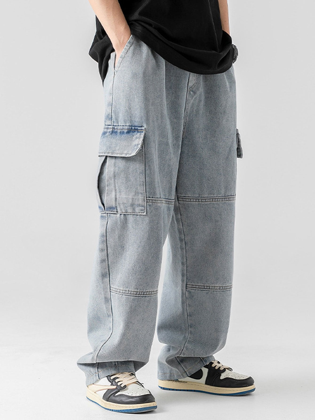 Jean cargo à taille élastique, coupe décontractée et jambes droites