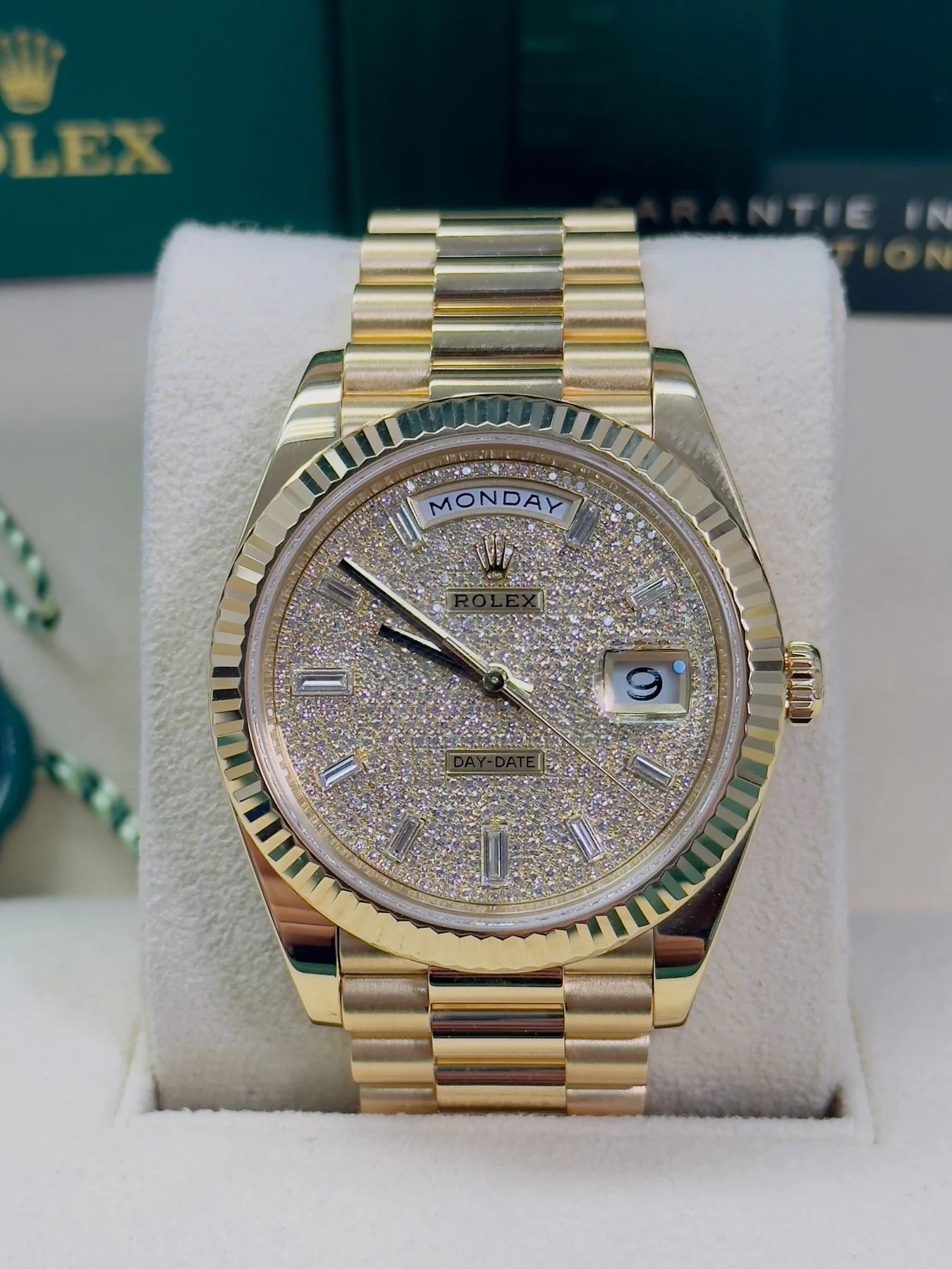 【Super Clone】RLX Yellow Gold President Day Date 40mm Diamond Pave Dial - 228238
