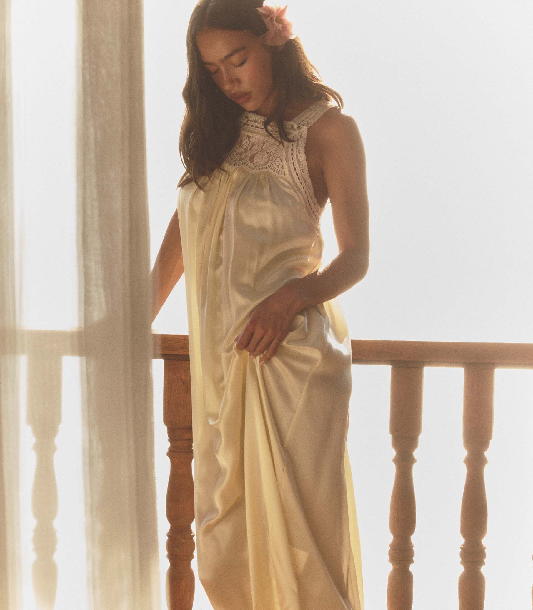 LUCIANE DRESS -- VANILLA