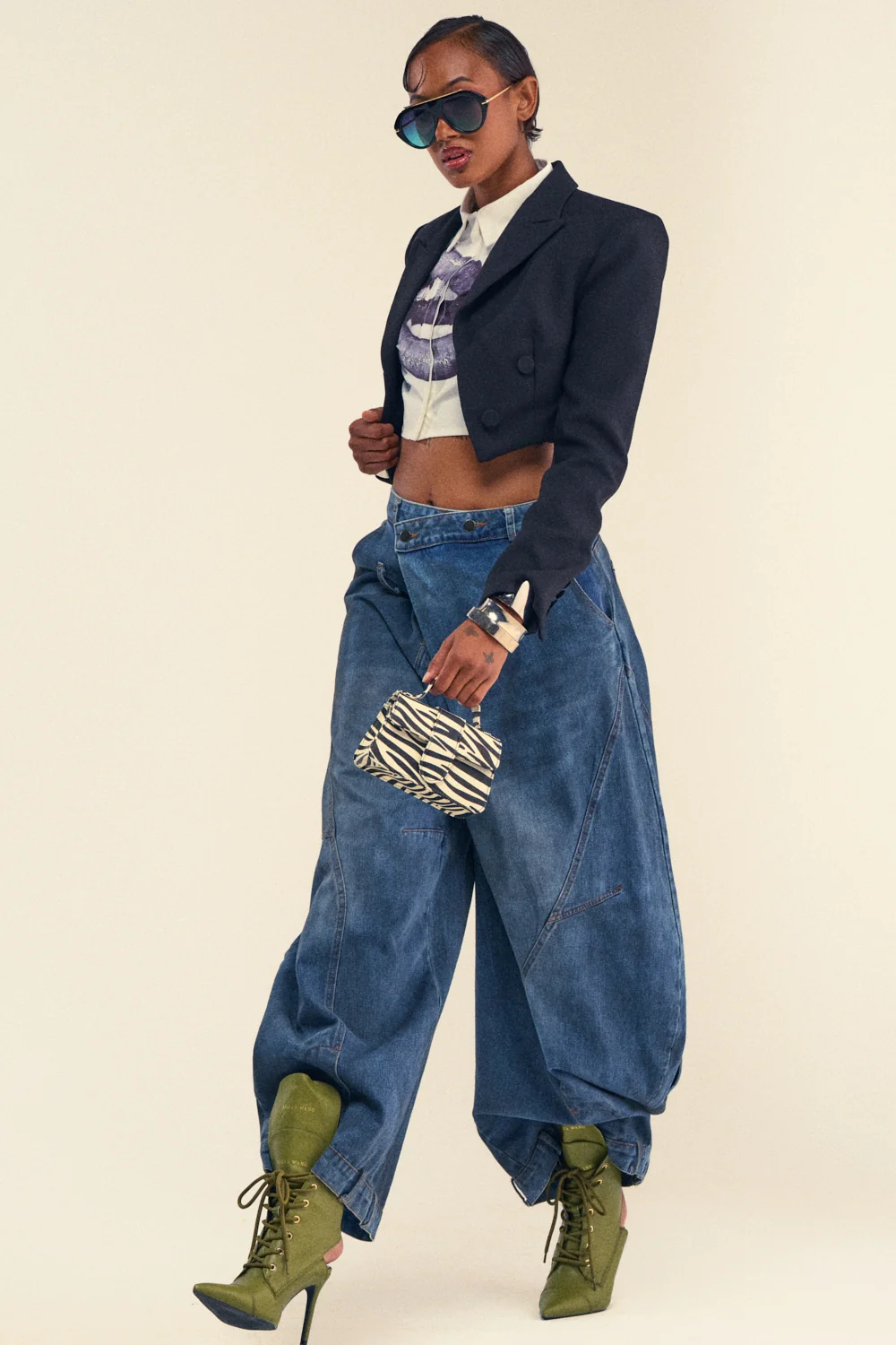 IZZY RELAXED DENIM - Akira Store