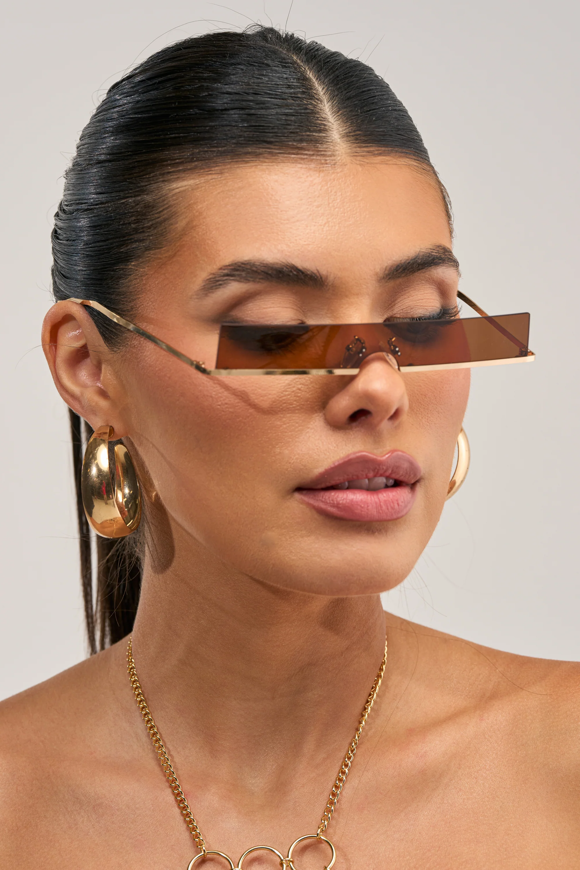 SLIM VISOR SUNGLASSES - Akira Store