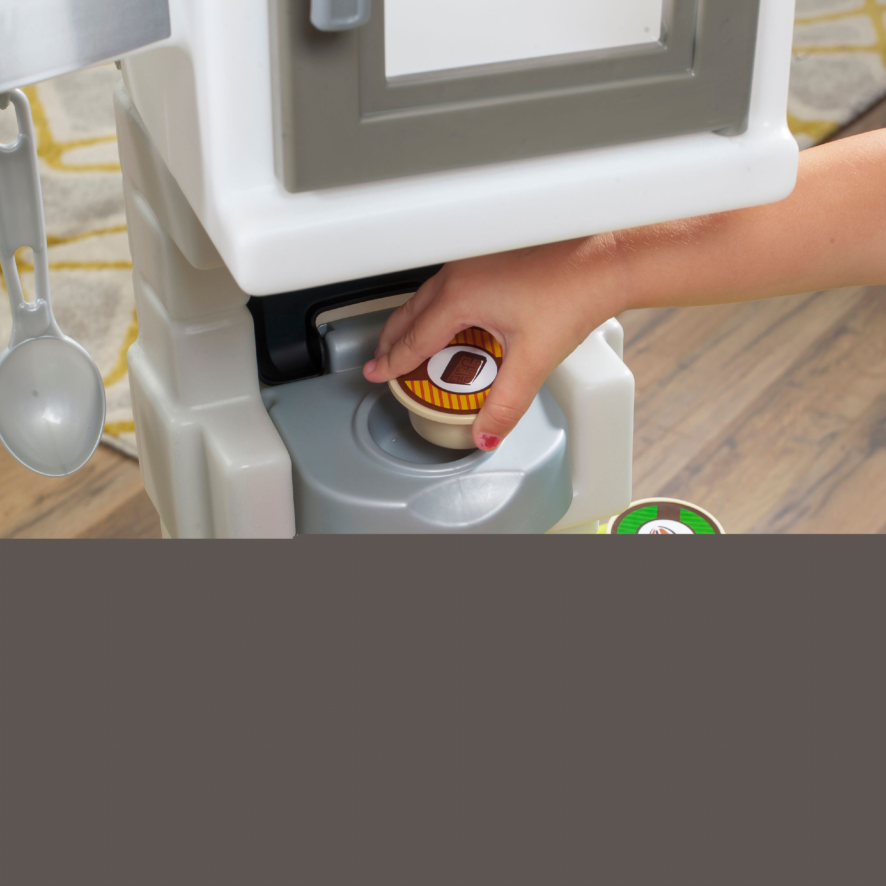Contemporary Chef Brown and White Toddler Plastic Play Kitchen - Image 6