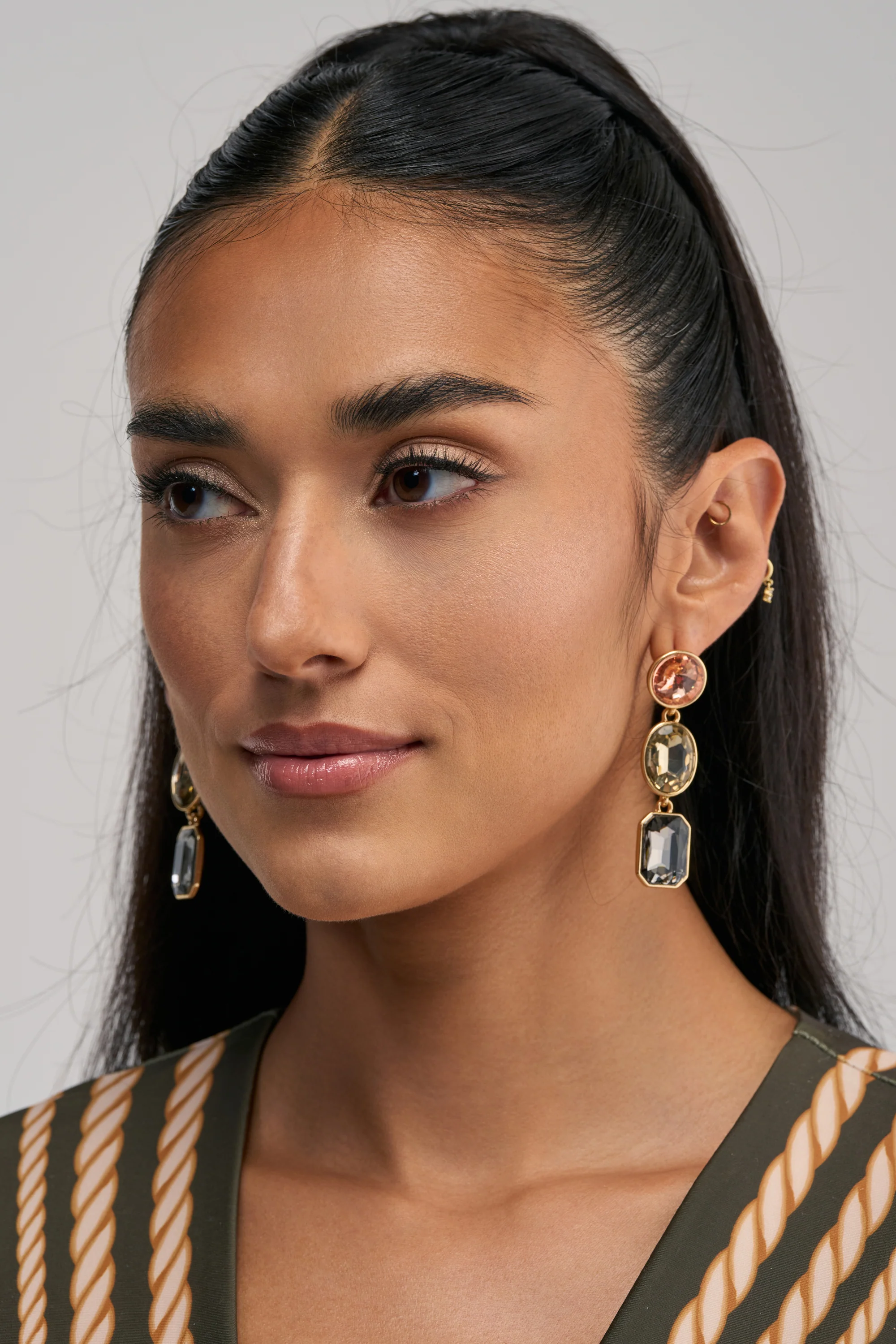 SMOKY CRYSTAL DROP EARRINGS - Akira Store