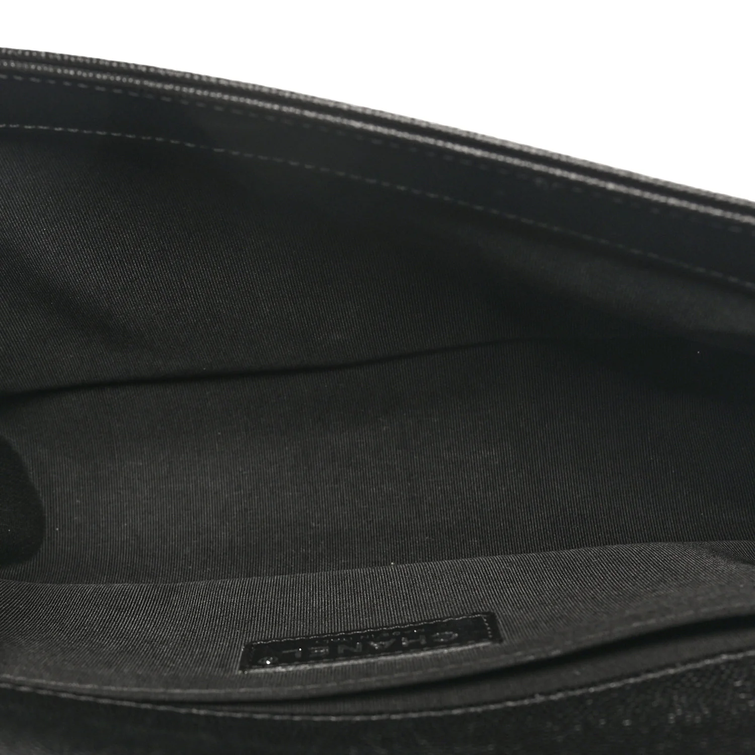 Caviar Quilted Medium Boy Flap Black