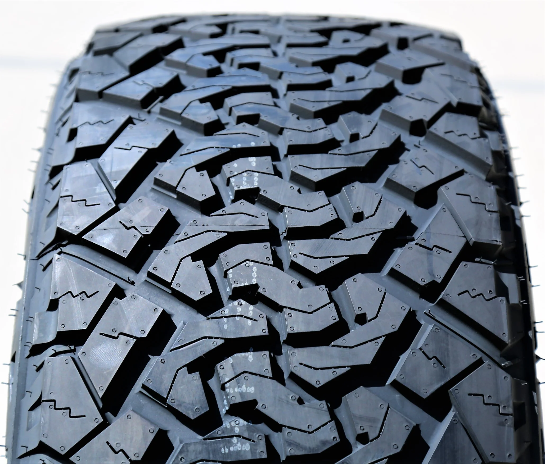Venom Power Terra Hunter X/T 285/45R22 114T XL Extreme Terrain Tire