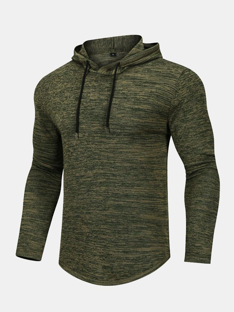 Pull à capuche en maille coupe ajustée