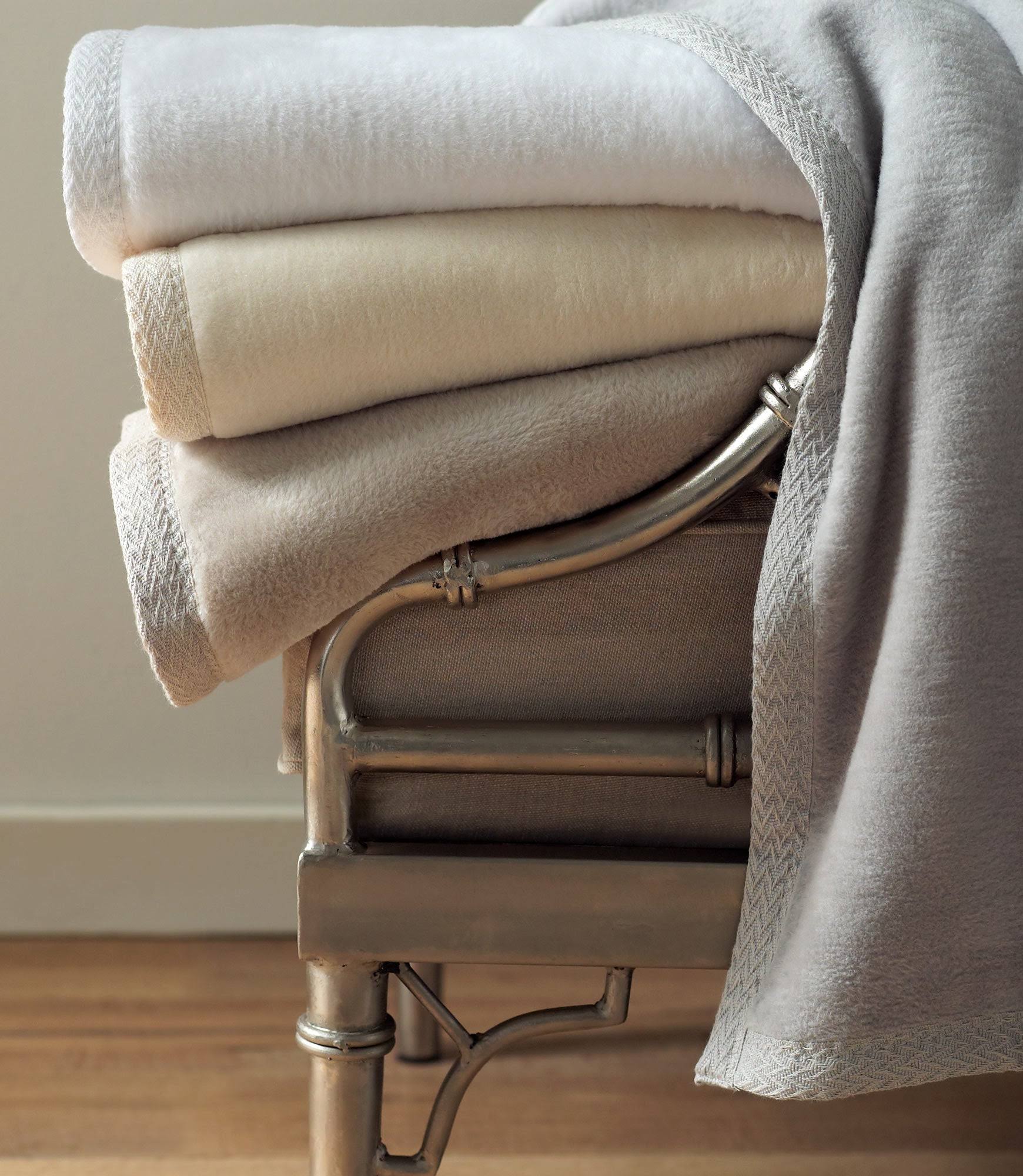 Peacock Alley All Seasons Cotton Blanket - Full/Queen / White