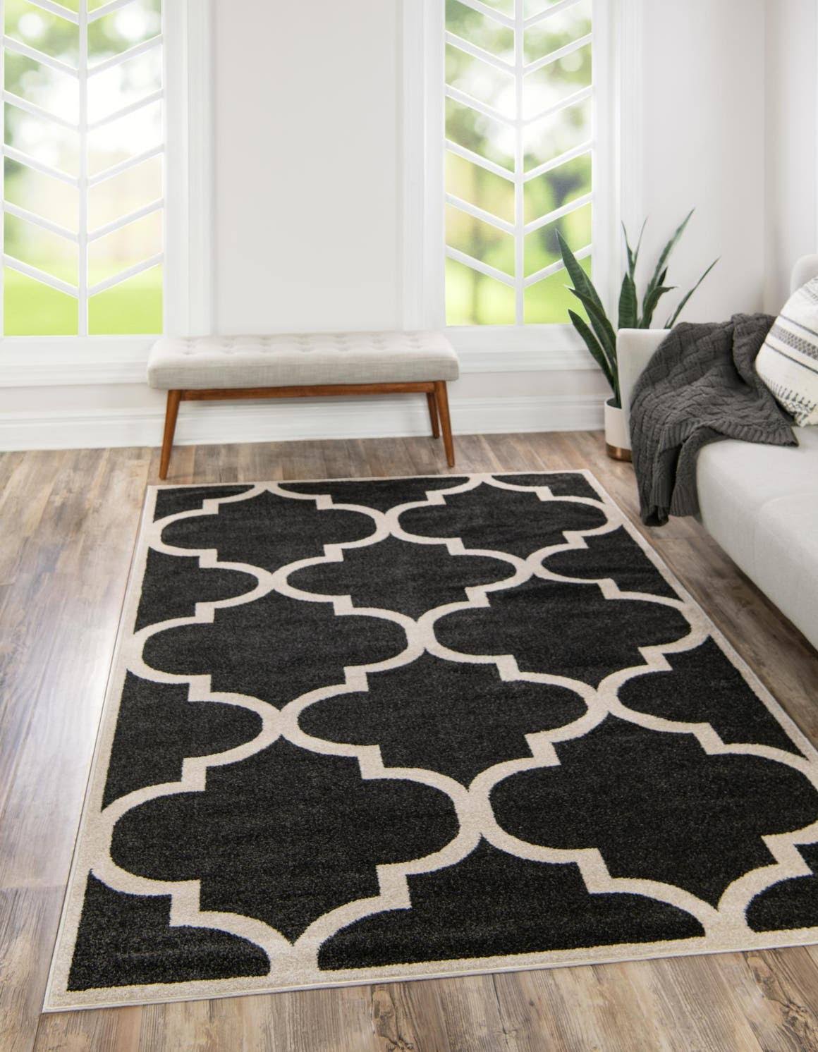 Unique Loom Austin Trellis Area Rug - 5' x 8' Black