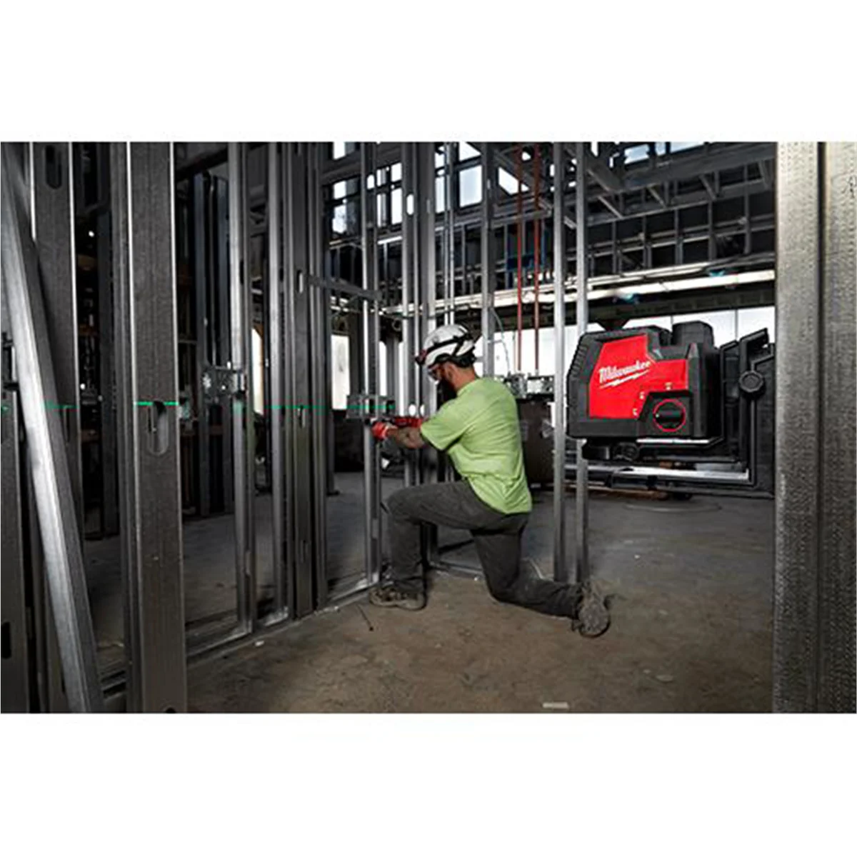 Milwaukee Tool USB Rechargeable Green Cross Line & Plumb Points Laser