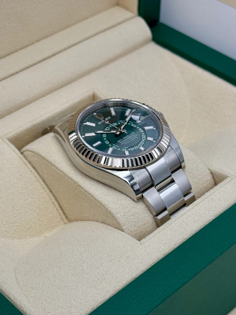 [Super Clone]RLX  Sky-Dweller 42mm Stainless Steel Green Dial Oyster - 336934