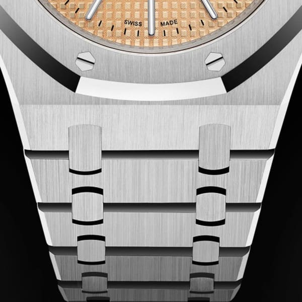【Super Clone】Audemars Piguet Royal Oak Jumbo Extra-Thin 39mm 15202BC.OO.1240BC.01