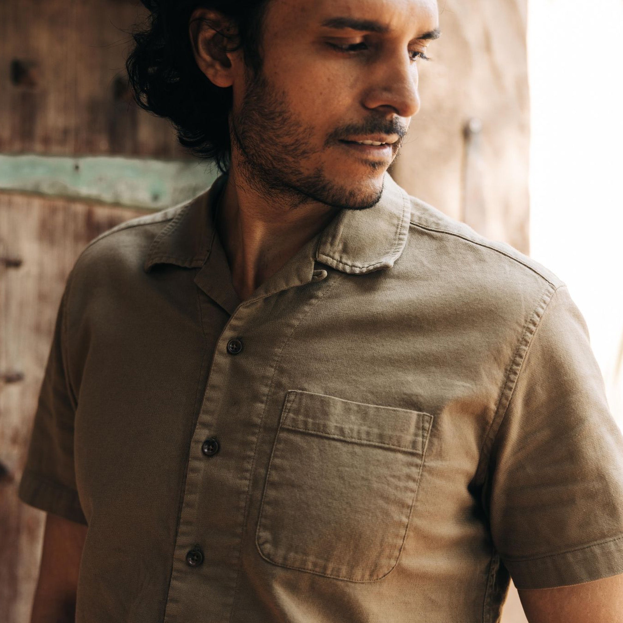Le pull à manches courtes Hawthorne couleur mousse marine