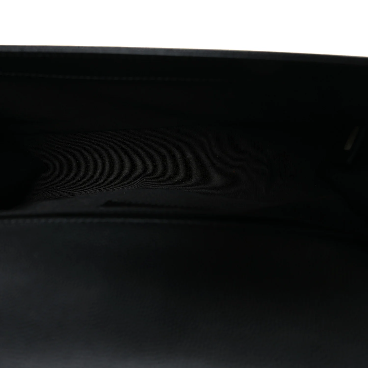 Caviar Quilted Medium Boy Flap Black