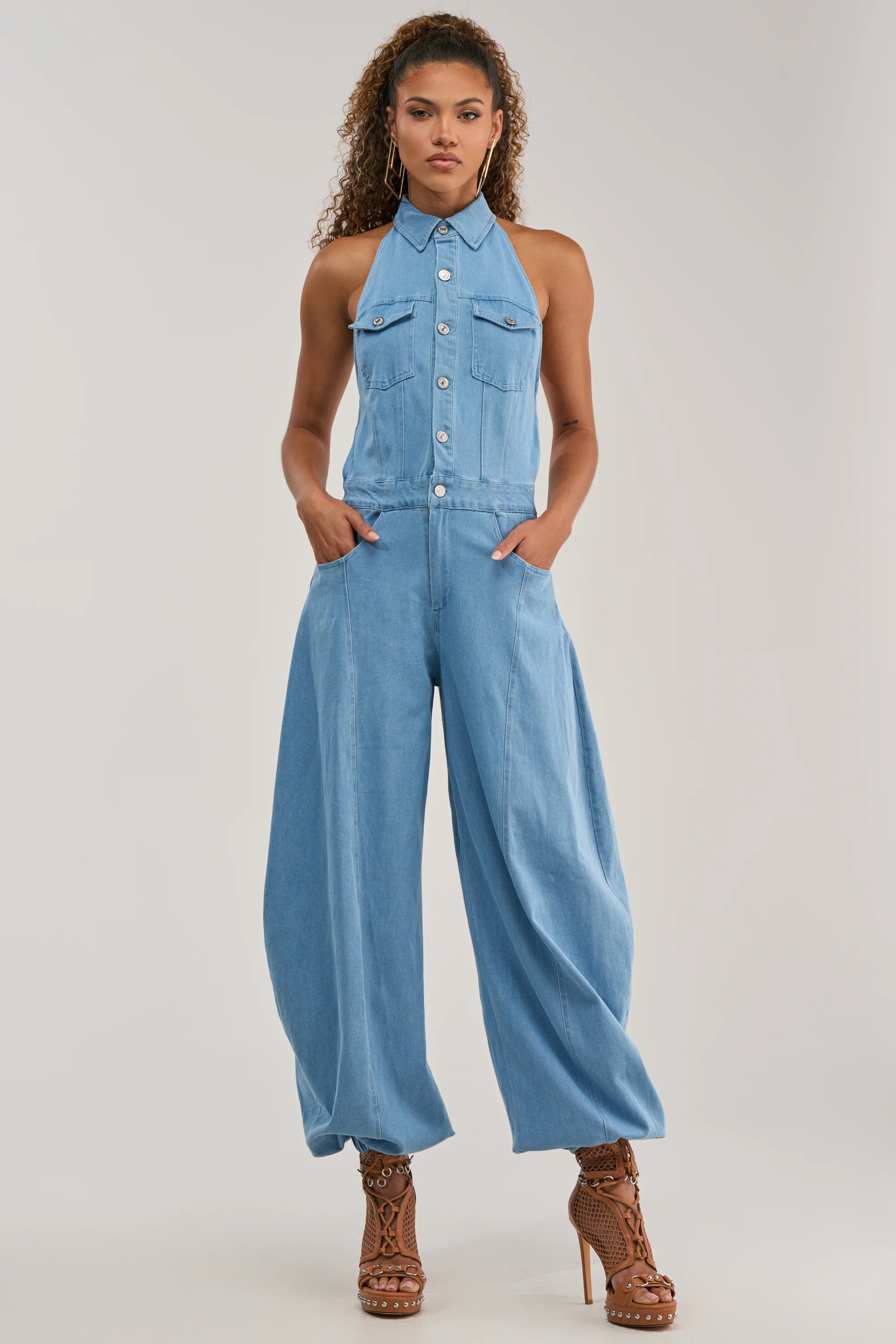 JETSETTER JUMPSUIT IN LIGHT BLUE DENIM - Akira Store