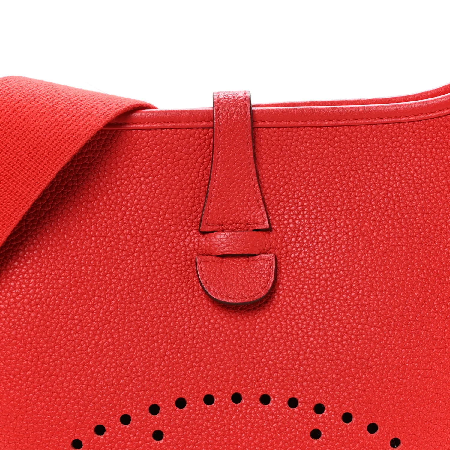 Taurillon Clemence EVELYNE III PM Rouge de Coeur