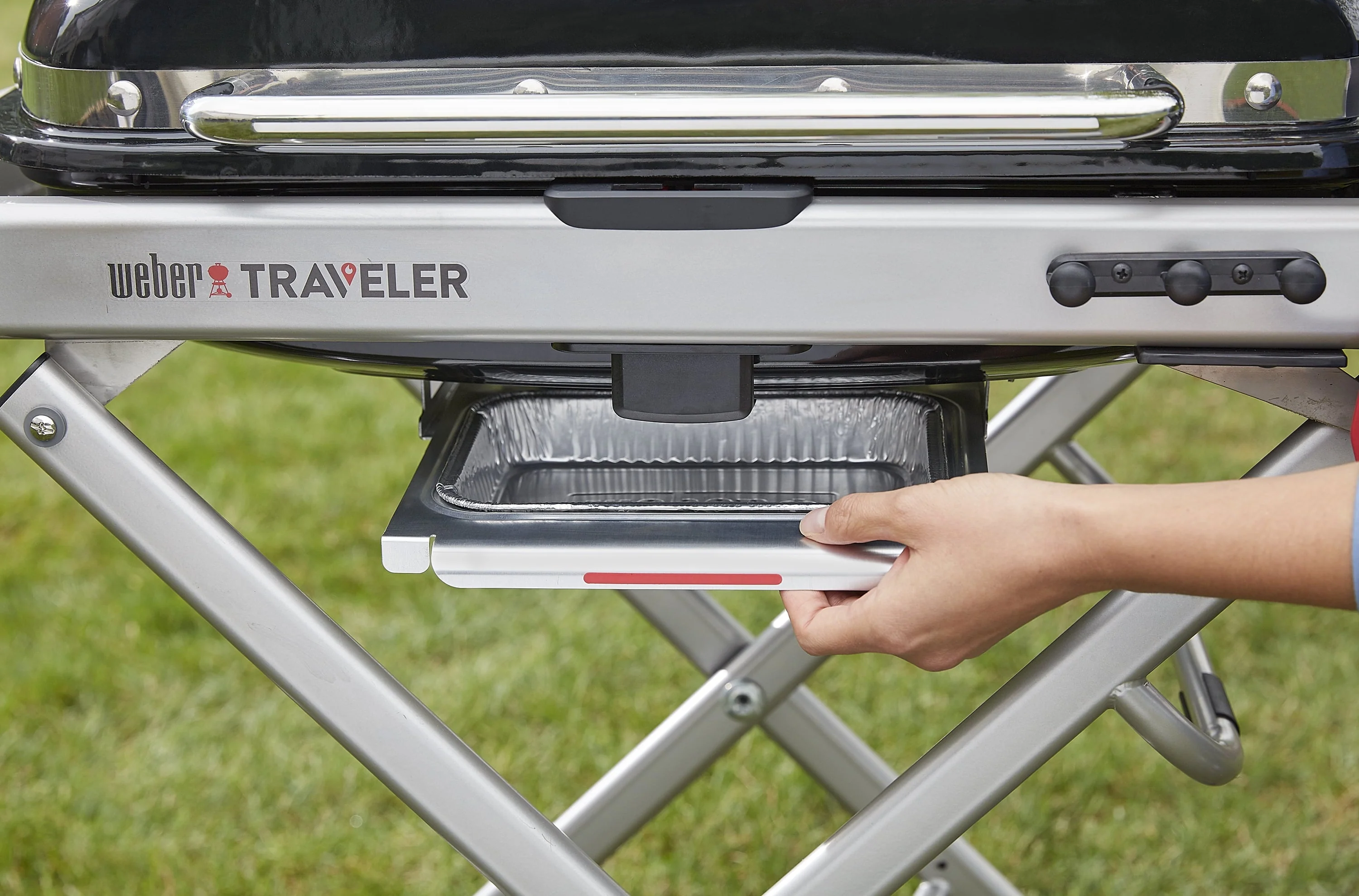Traveler Portable Propane Gas Grill, Black - Image 5