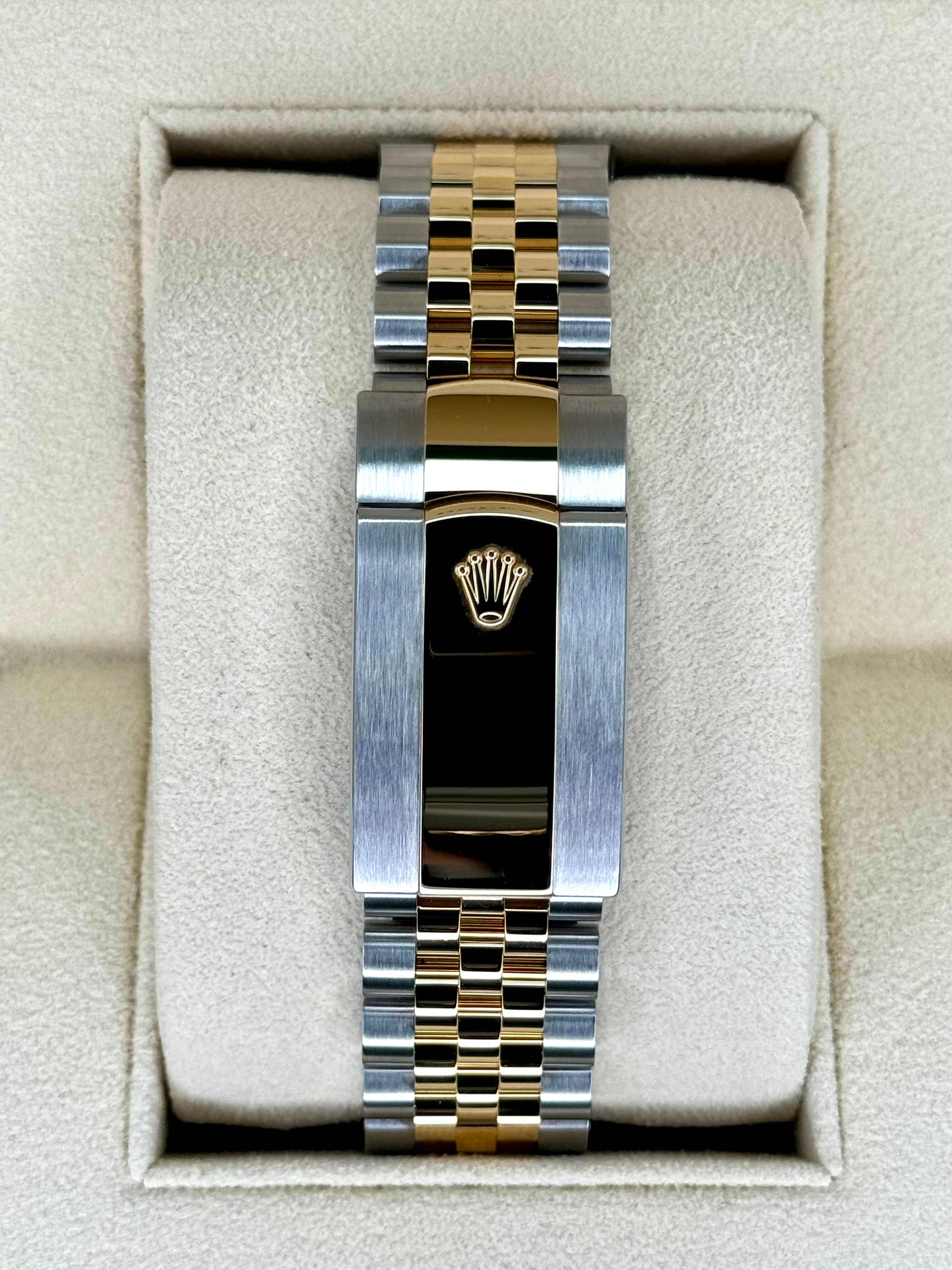 NEW 2024 ロレックス スカイドゥエラー 42mm 336933 ツートーンジュビリーホワイトダイヤルRolex