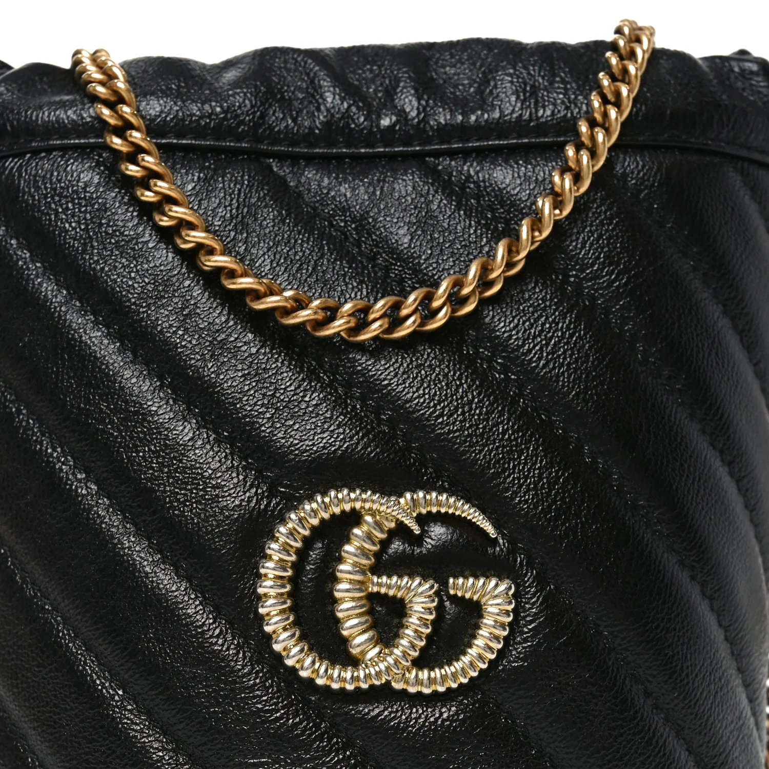Vintage Effect Calfskin Matelasse Diagonal Mini Torchon GG Marmont 2.0 Bucket Bag Black Romantic Cherry