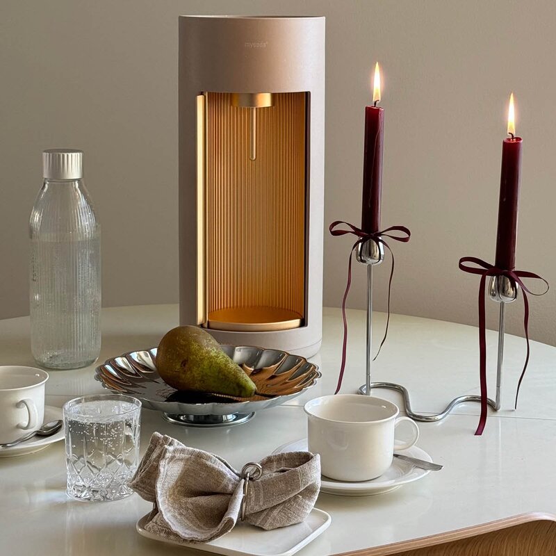 Glassy kullsyremaskin uten sylinder latte