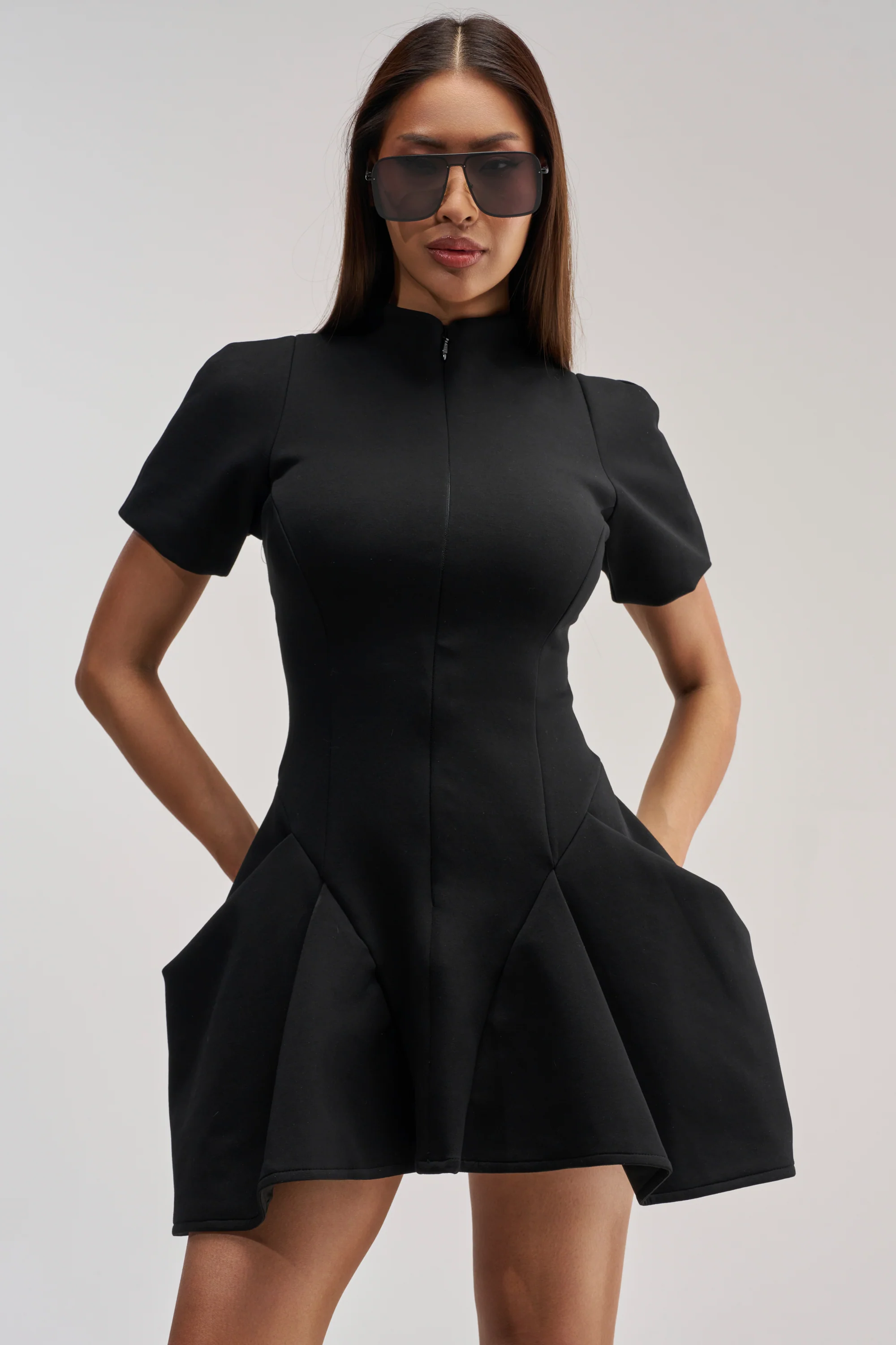 THAT WAS INTENTIONAL STRUCTURED MINI DRESS IN BLACK - Akira Store