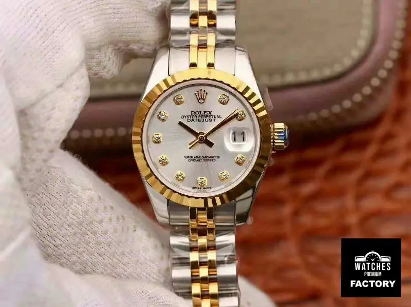Rolex Lady Datejust 18K Gold 28MM Silver Dial