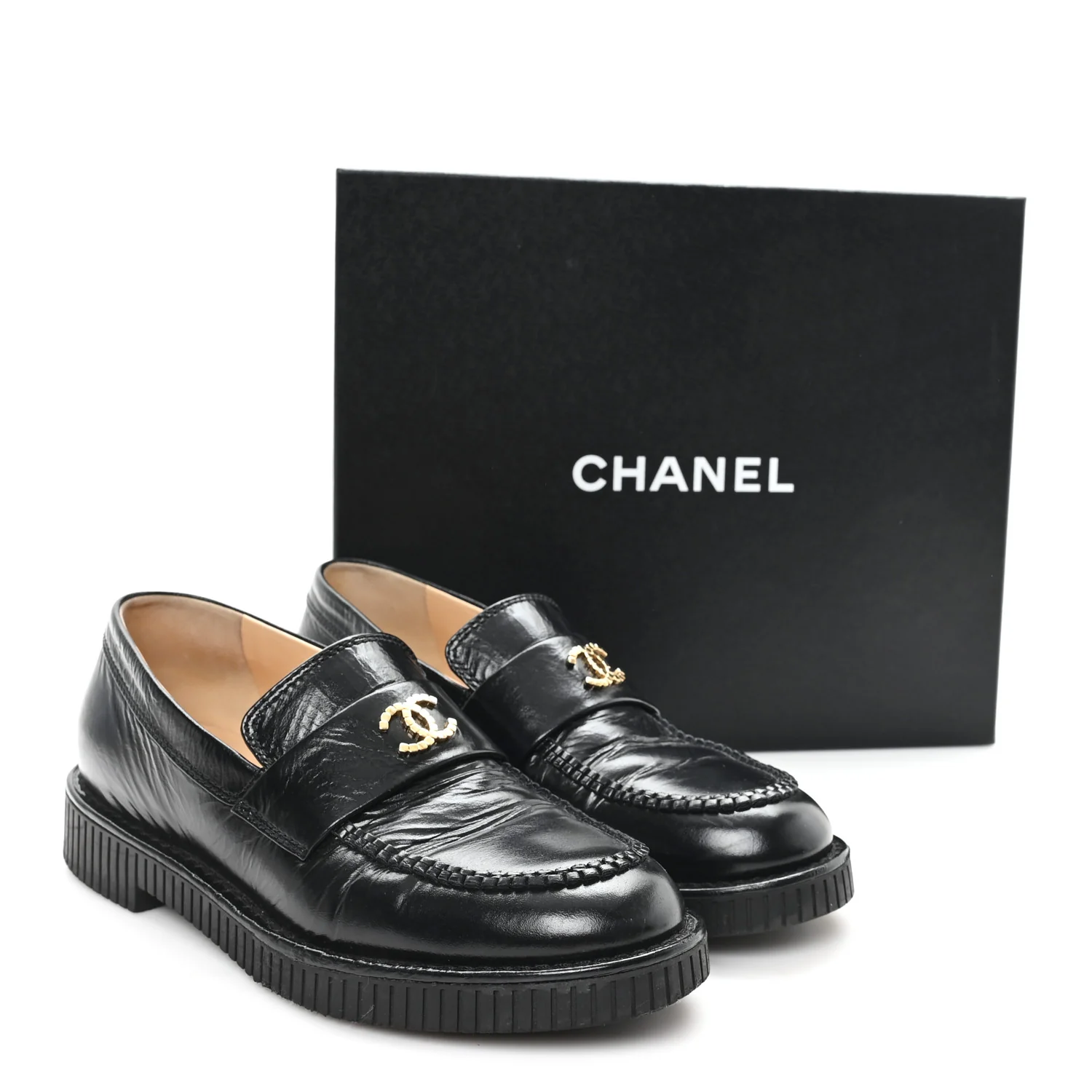 Shiny Crumpled Calfskin CC Mocassin Loafers 38.5 Black