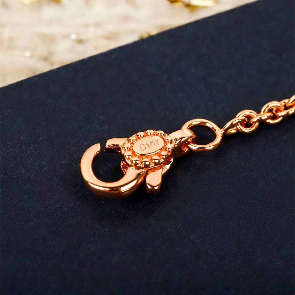 DIOR necklace