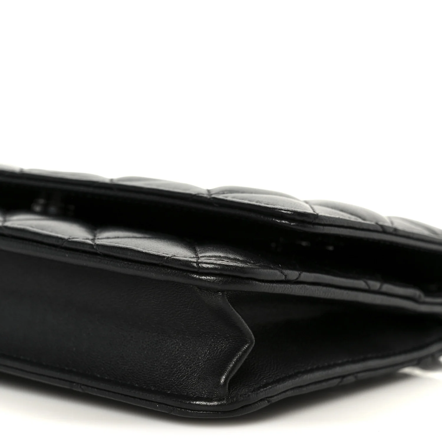 Lambskin Quilted Wallet On Chain WOC So Black