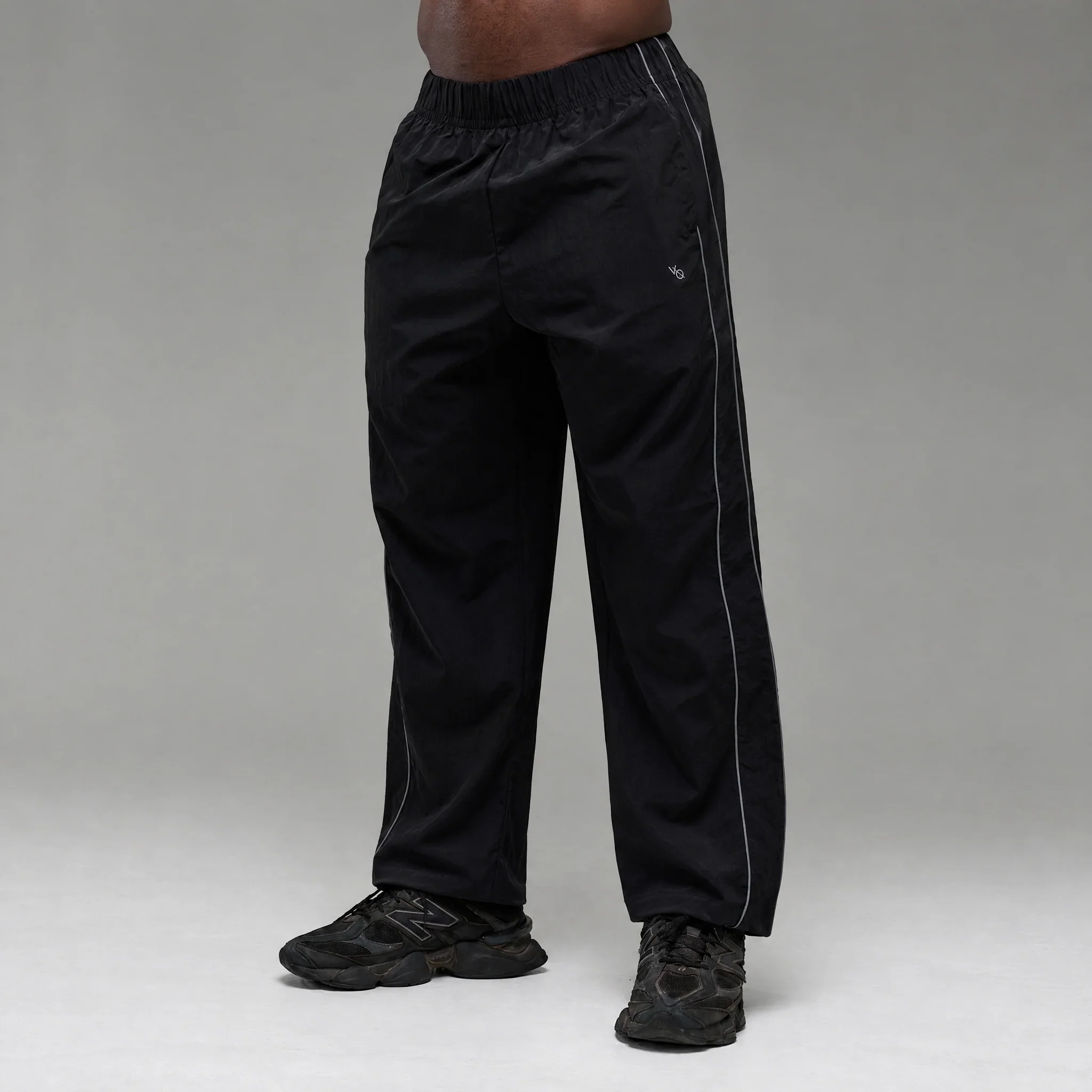 REFLECTIVE BLACK OVERSIZED TRACK PANTS