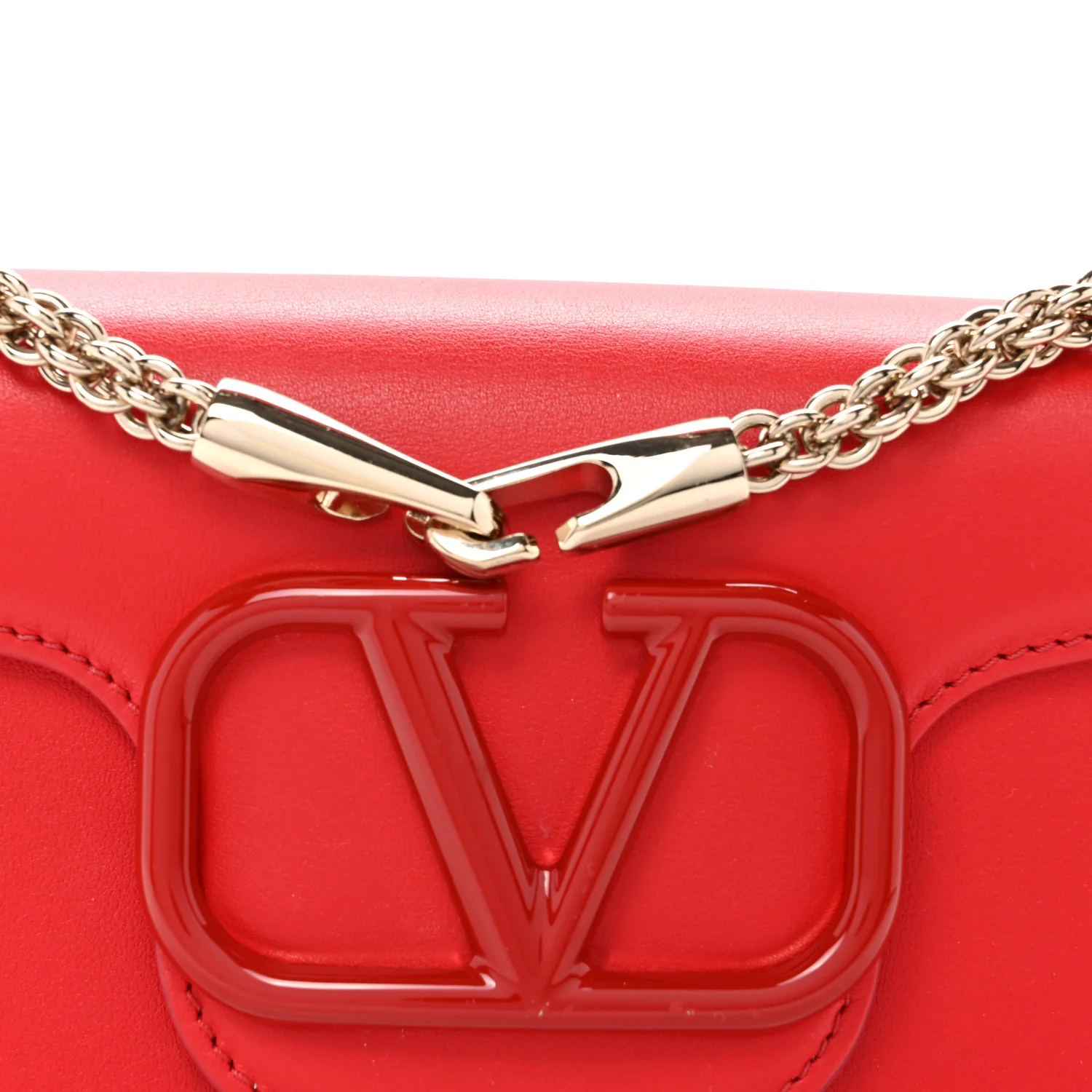Calfskin Enamel Vlogo Small Loco Shoulder Bag Rouge Pur
