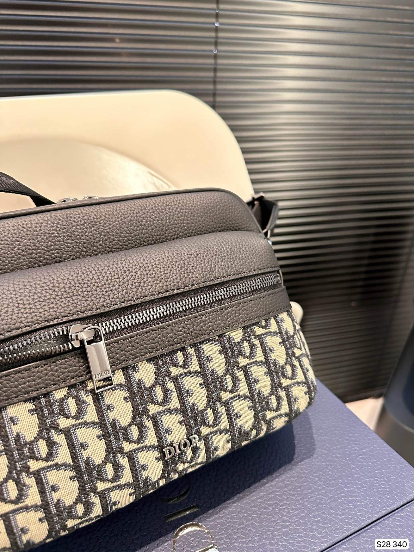 D new arrival camera bag size;24 * 17 cm