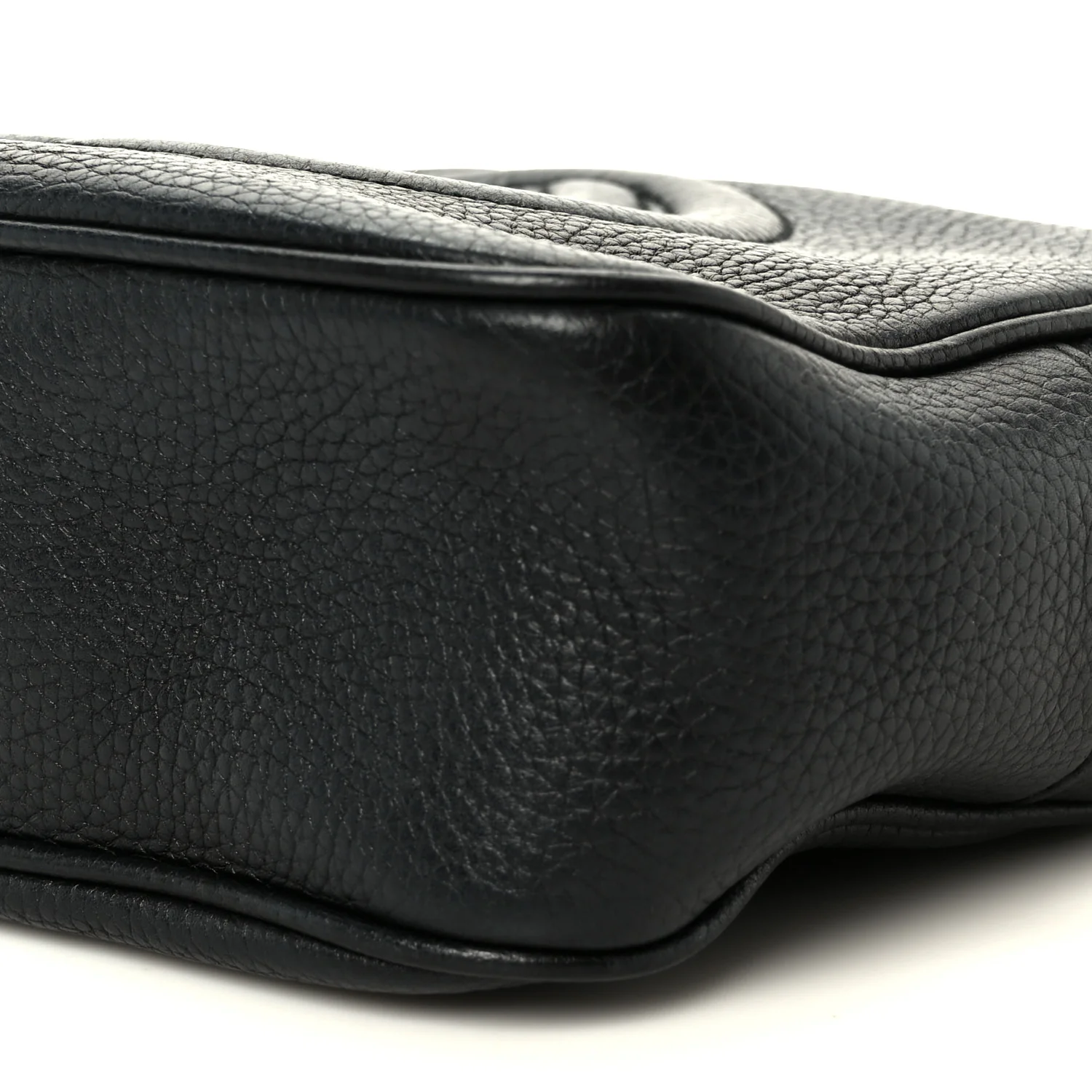 Pebbled Calfskin Small Soho Disco Bag Black