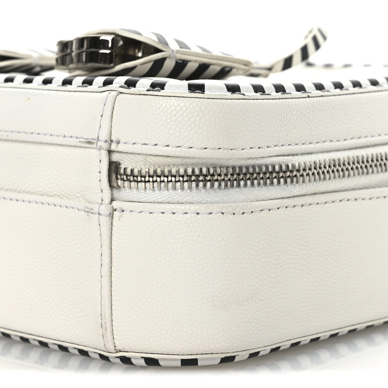Caviar Quilted Striped Medium CC Filigree Vanity Case White Black