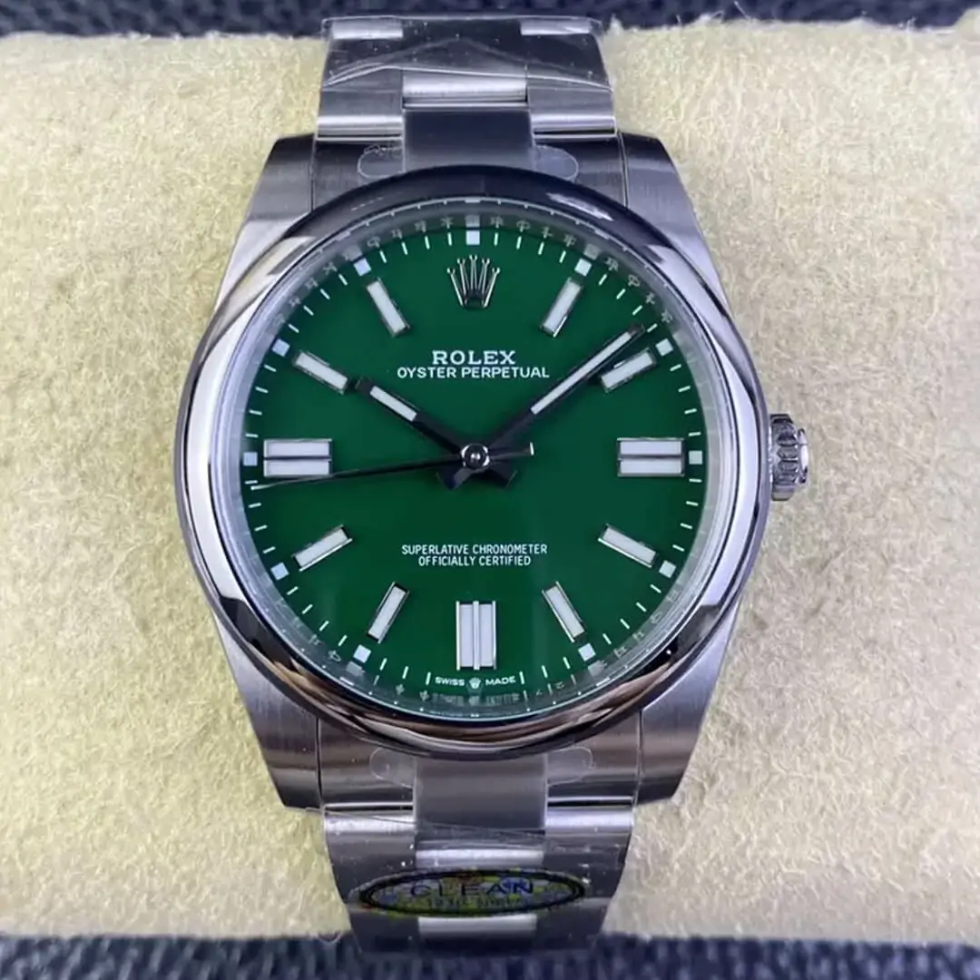 Rolex Oyster Perpetual M124300-0005 41MM Clean Factory Stainless Steel Green Dial