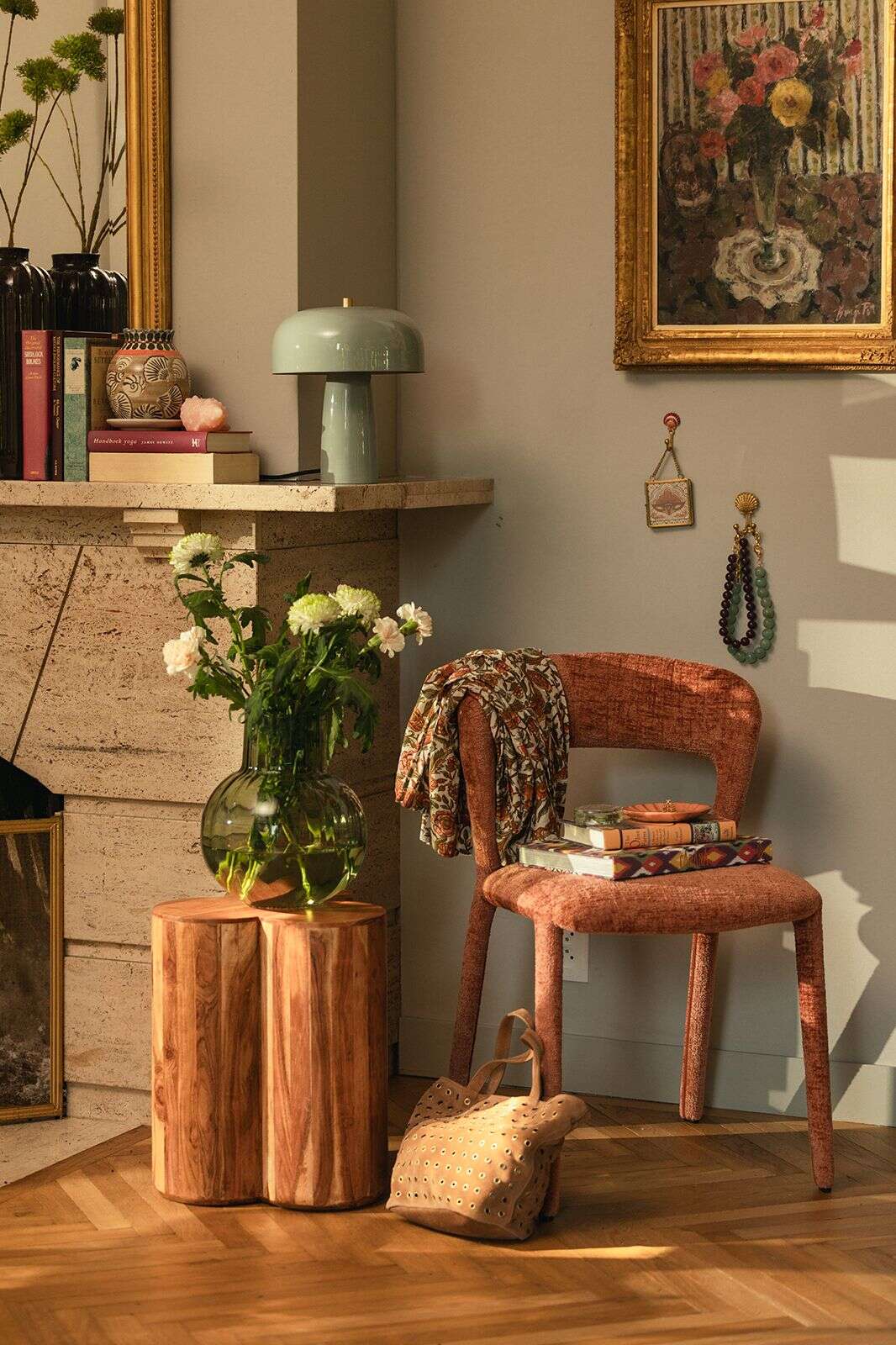 Goudkleurig vierkant fotolijstje met ketting