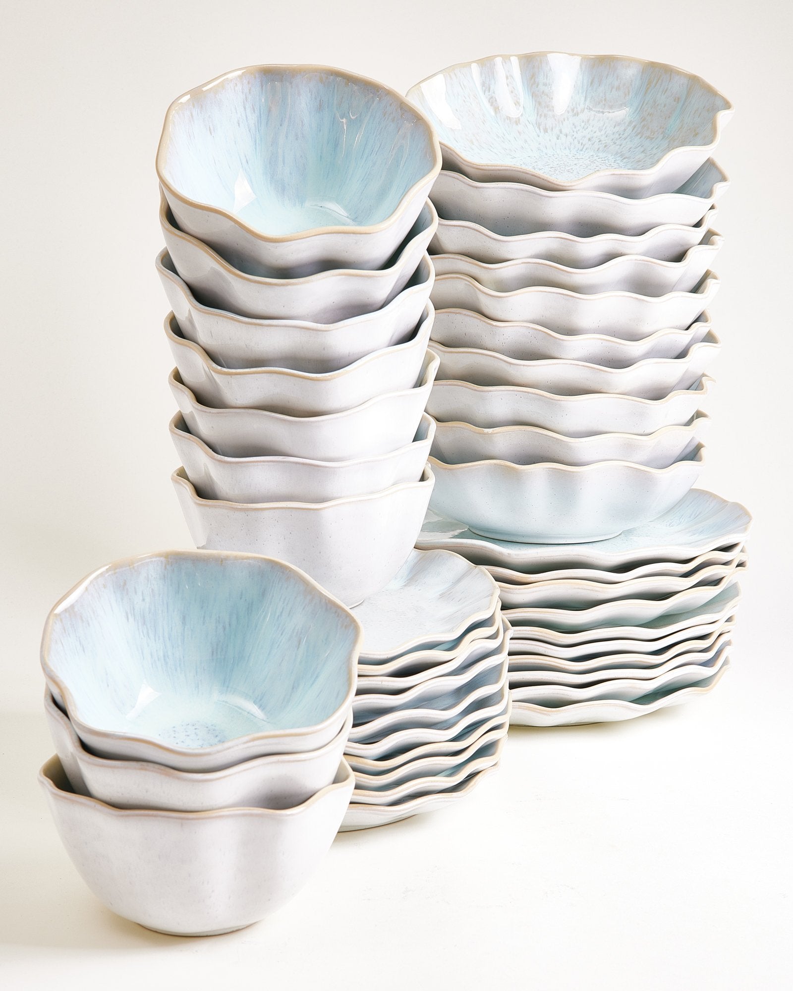 AREIA - TABLEWARE SET SHELL AZURE 40 PIECES