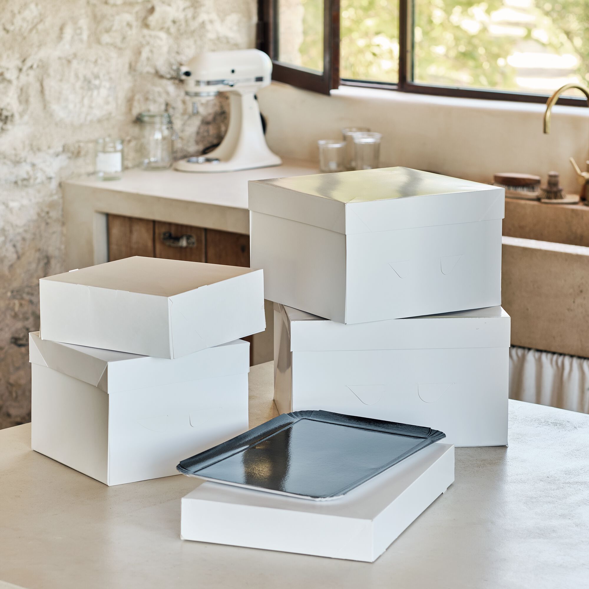 PATISDECOR - Boîte pâtissière L26xl26xH10cm - blanc