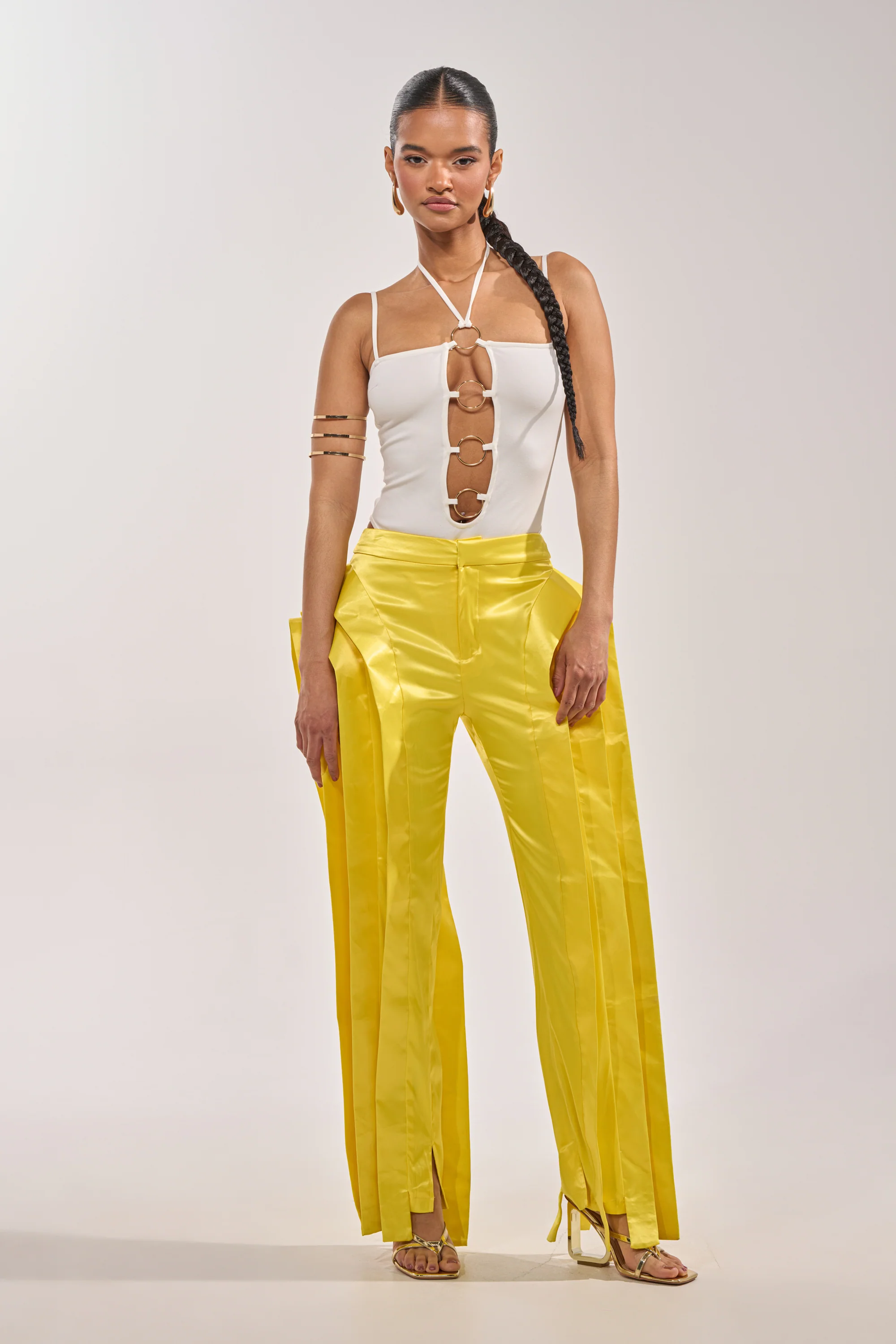 INFINITY TROUSER IN YELLOW - Akira Store