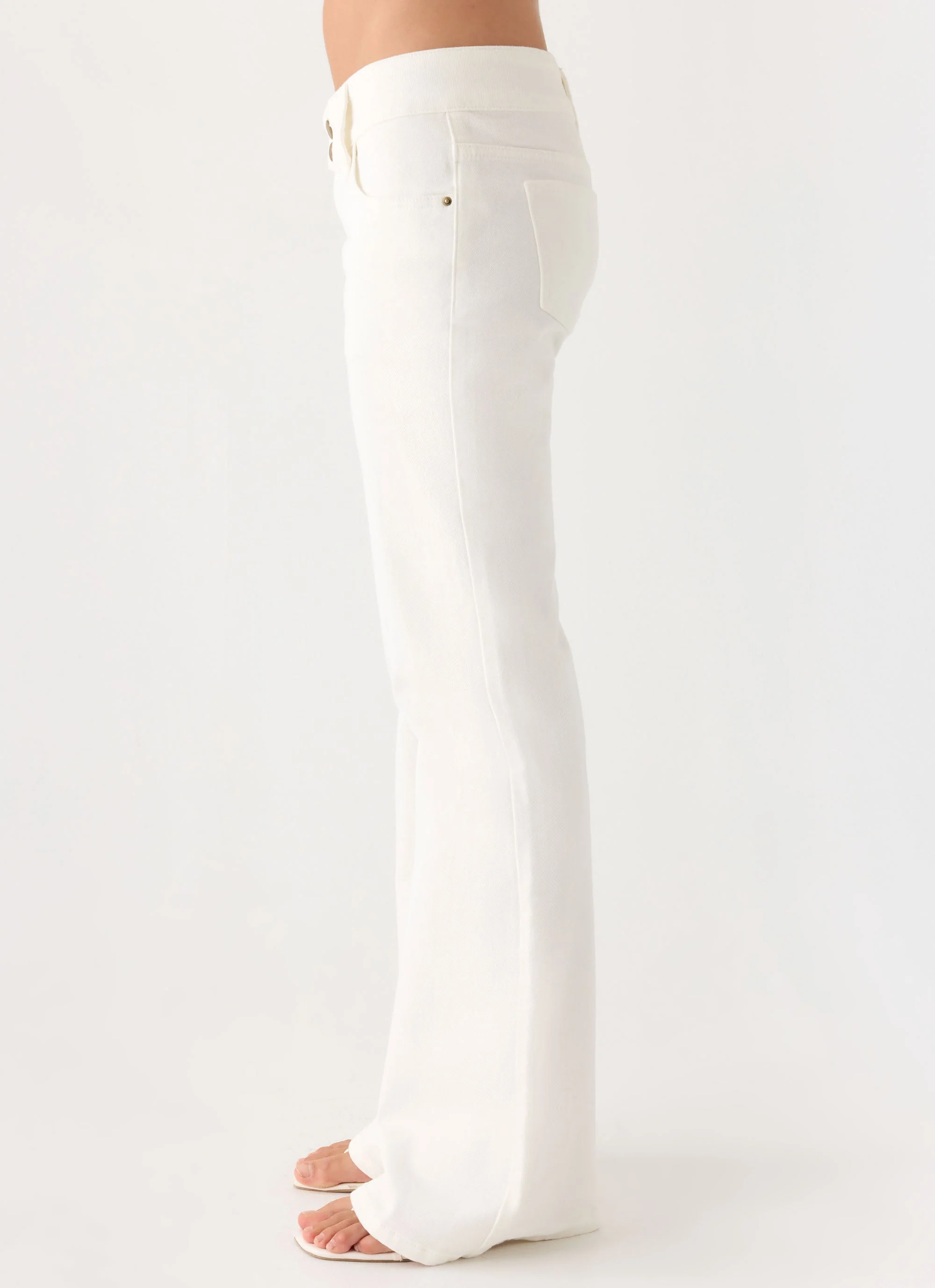 Robbie Super Low Denim Jeans - White