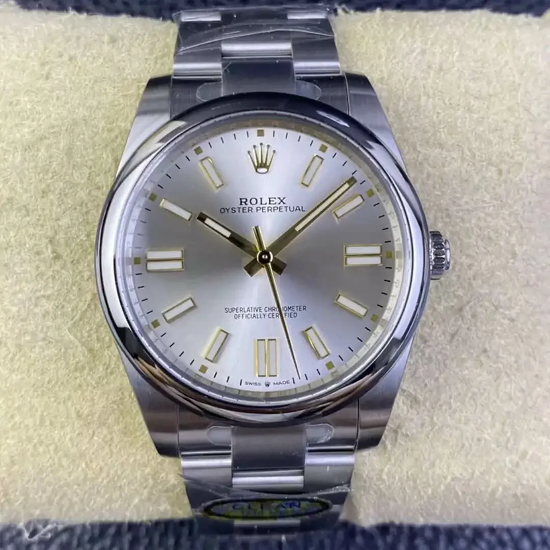 Rolex Oyster Perpetual M124300-0001 41MM Clean Factory Silver Stainless Steel Dial