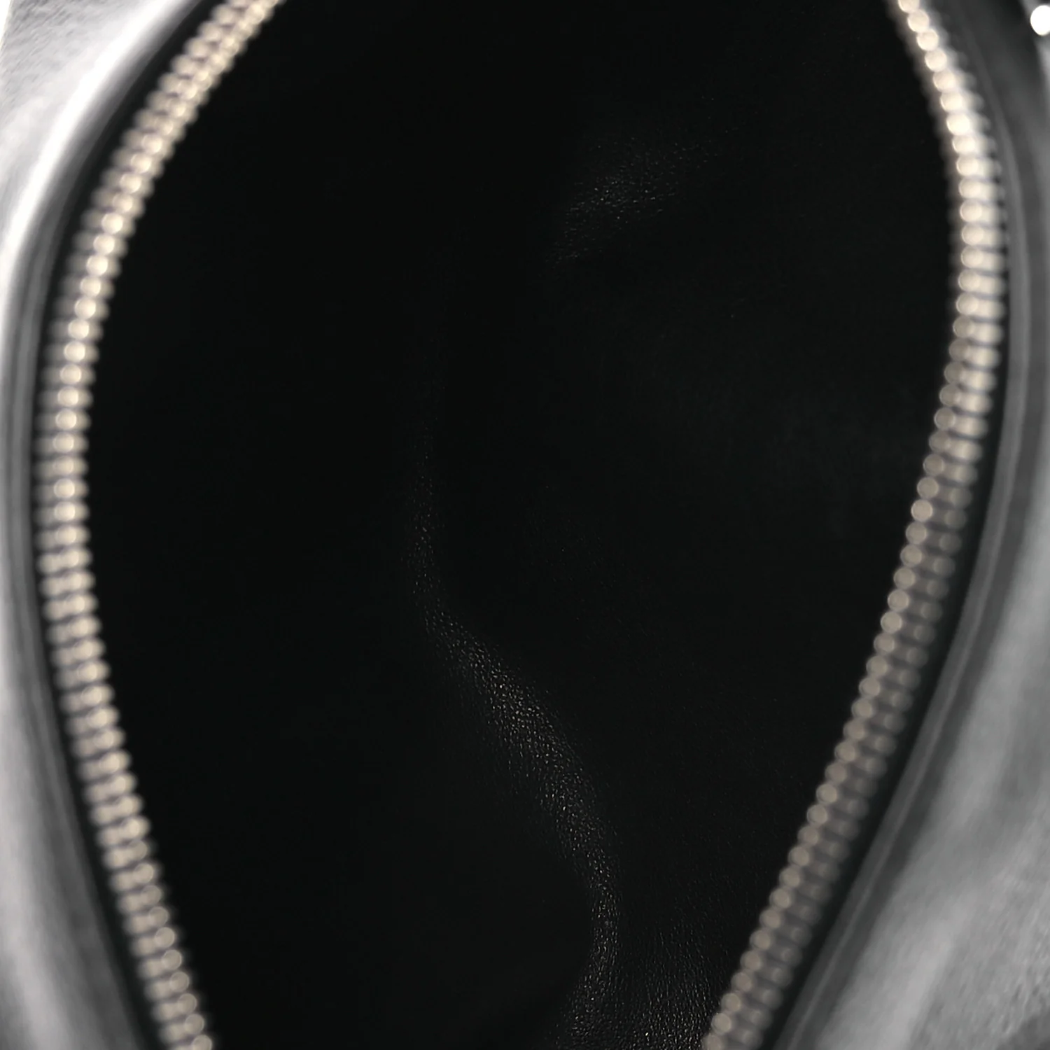Grained Calfskin 90's Bag Black